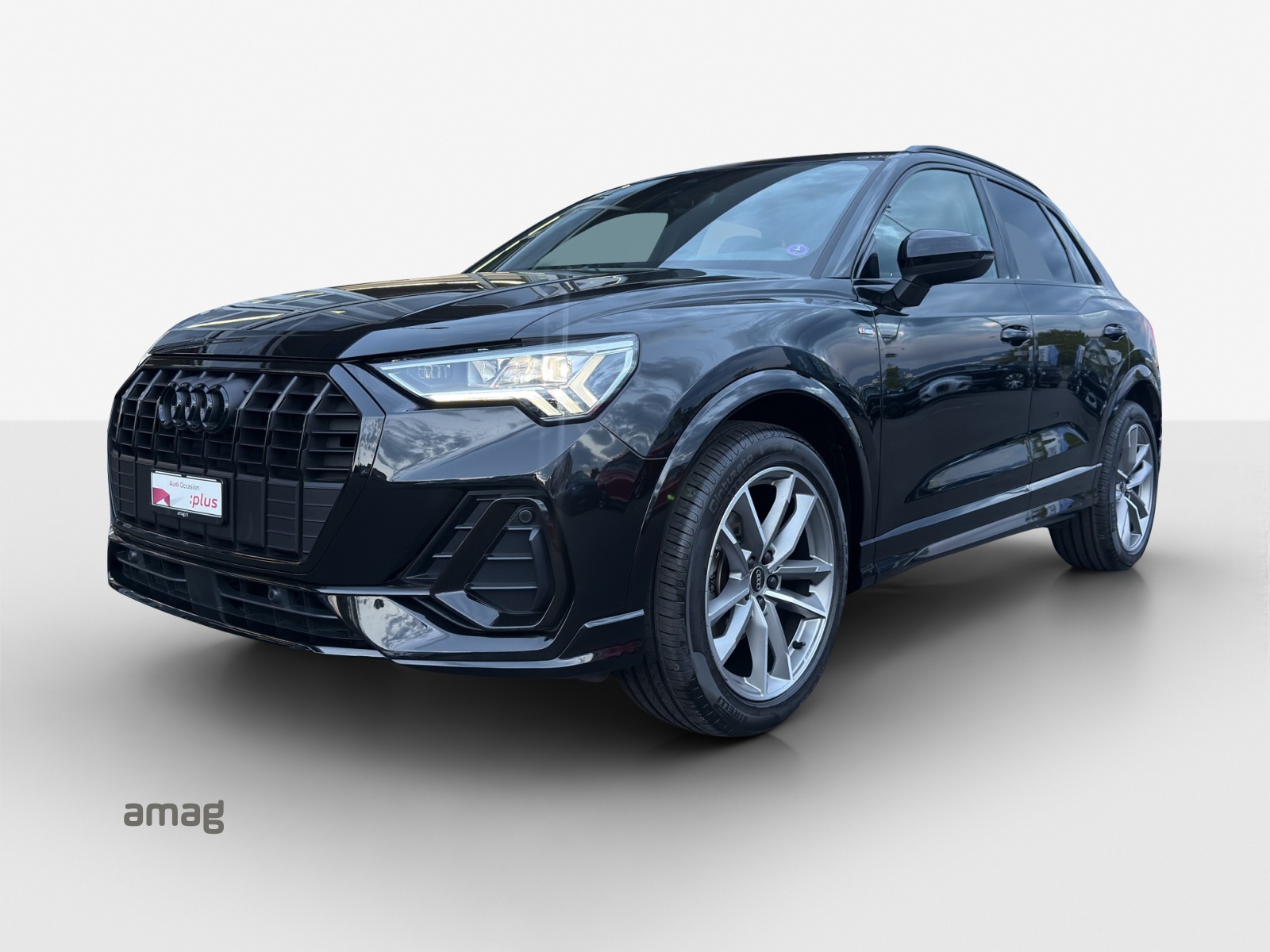 AUDI Q3 35 TFSI S line Attraction S-tronic-image-0