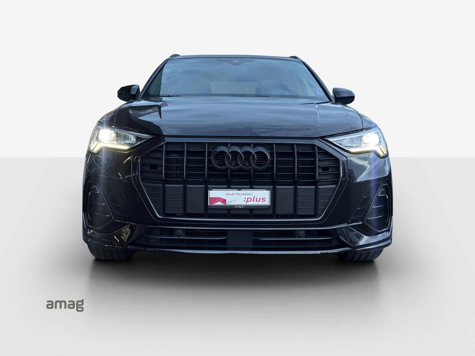AUDI Q3 35 TFSI S line Attraction S-tronic-image-6