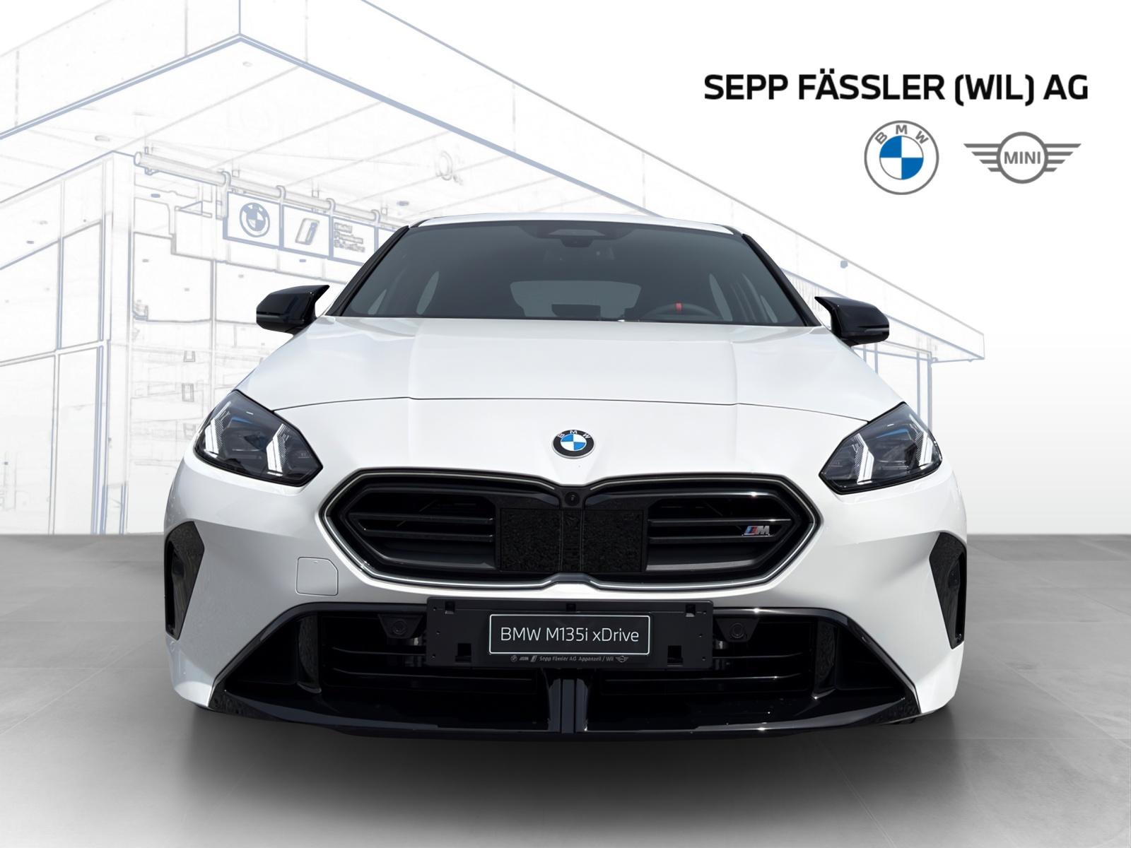 BMW M135i xDrive-image-7