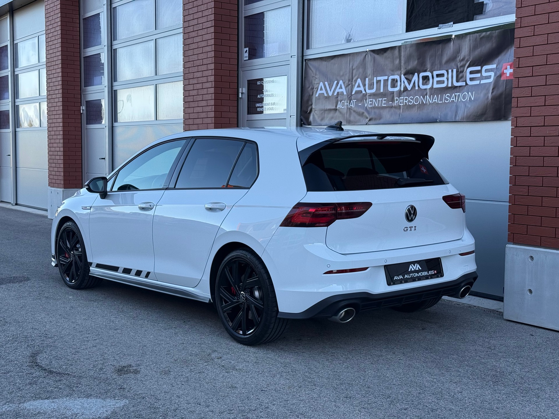 VW Golf 2.0 TSI GTI Clubsport DSG-image-5