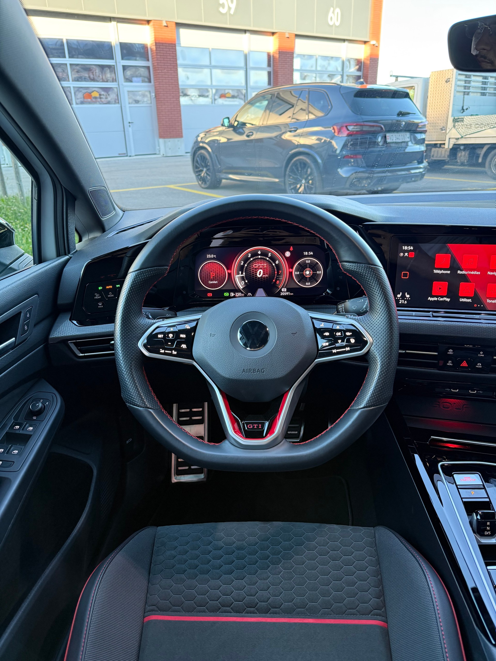 VW Golf 2.0 TSI GTI Clubsport DSG-image-15