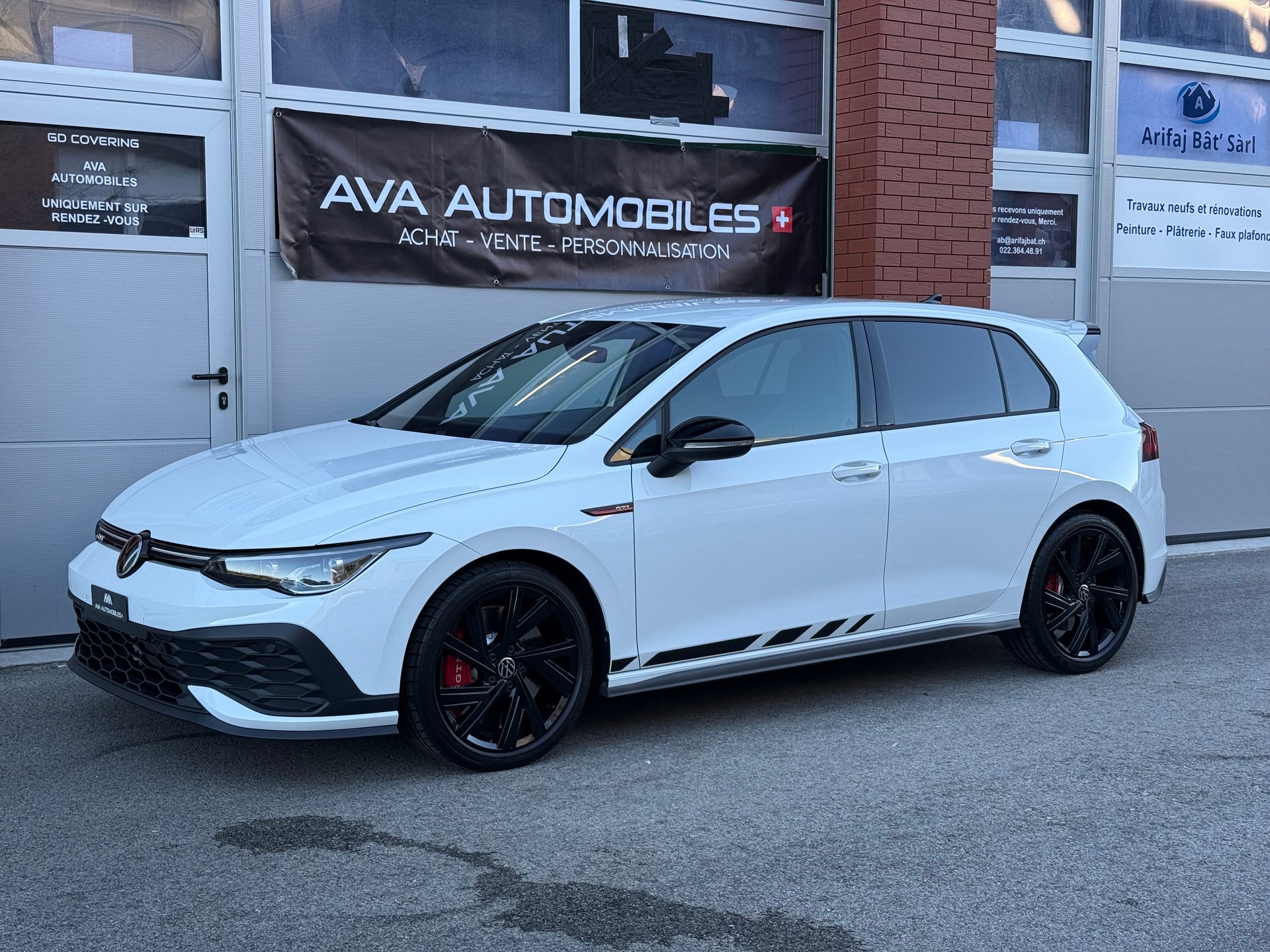VW Golf 2.0 TSI GTI Clubsport DSG-image-2