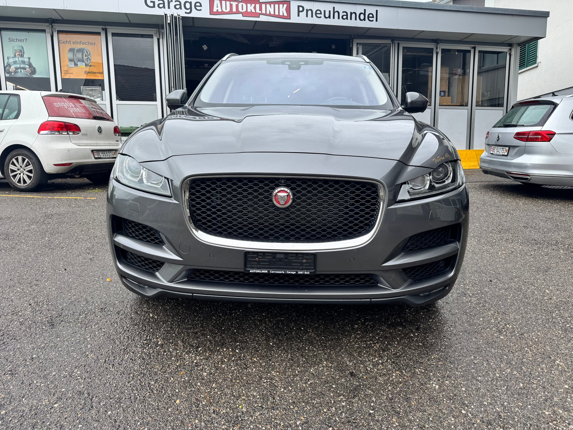 JAGUAR F-Pace 3.0 TD Prestige AWD Automatik-image-1