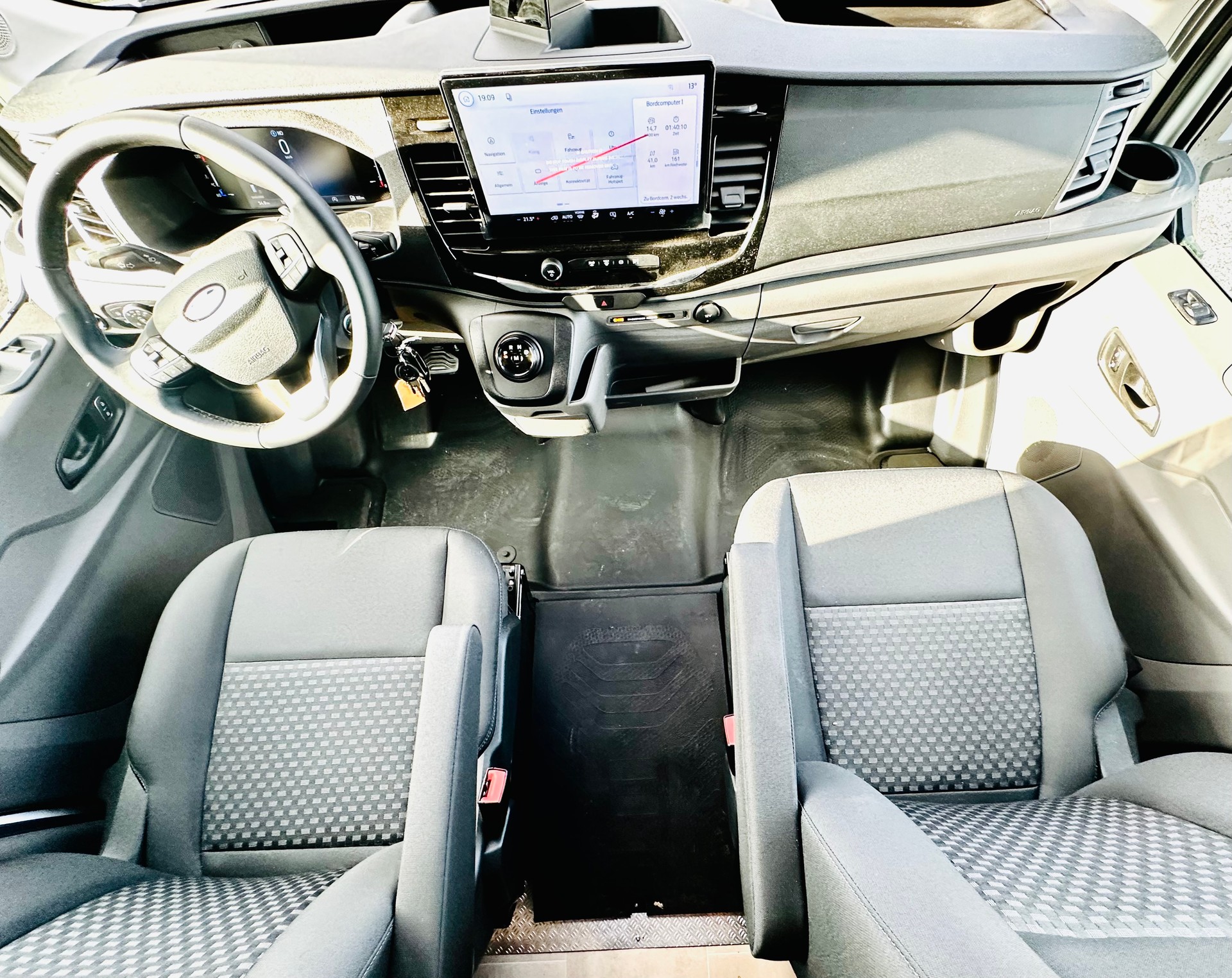 FORD 2.0TDi 170PS KENTUCKY ***NEU-WAGEN*** Automatik, Hubbett, R-Kamera-image-27
