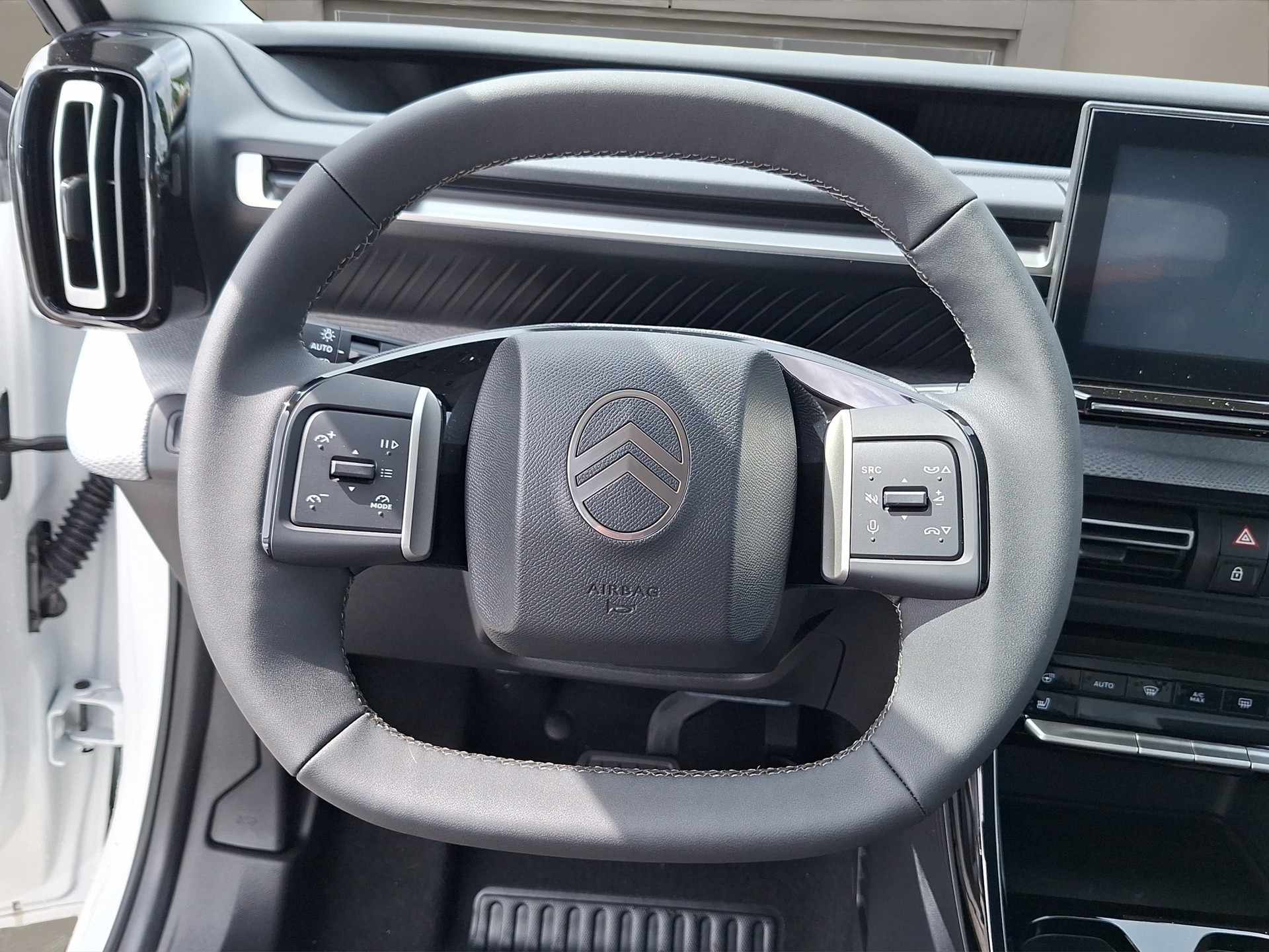 CITROEN e-C3 44kWh Max-image-11