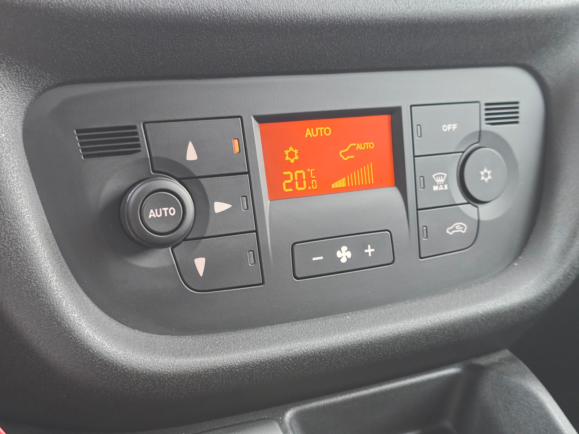 FIAT Doblò 1.6 Multijet Cargo Swiss-image-18
