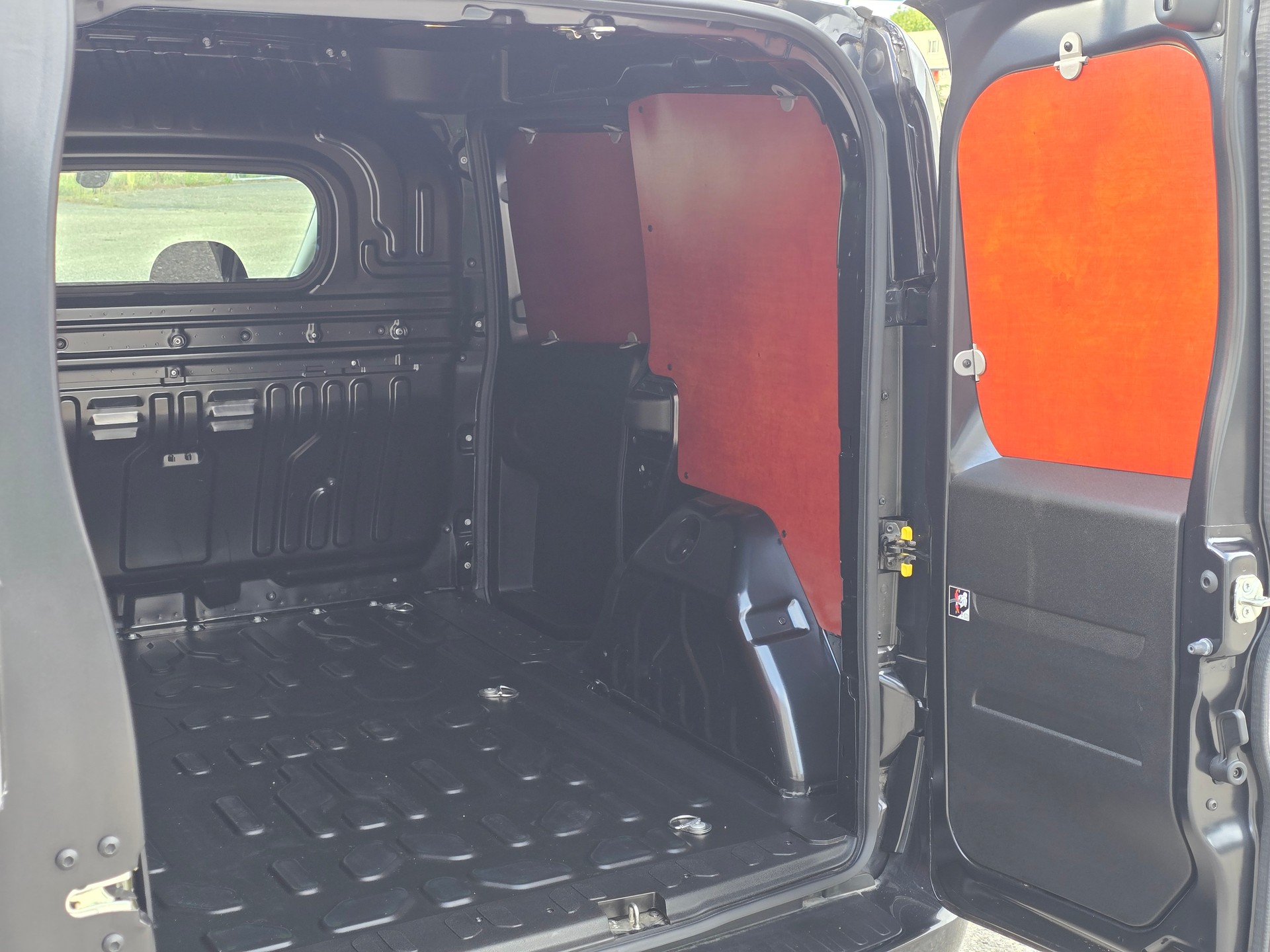 FIAT Doblò 1.6 Multijet Cargo Swiss-image-21