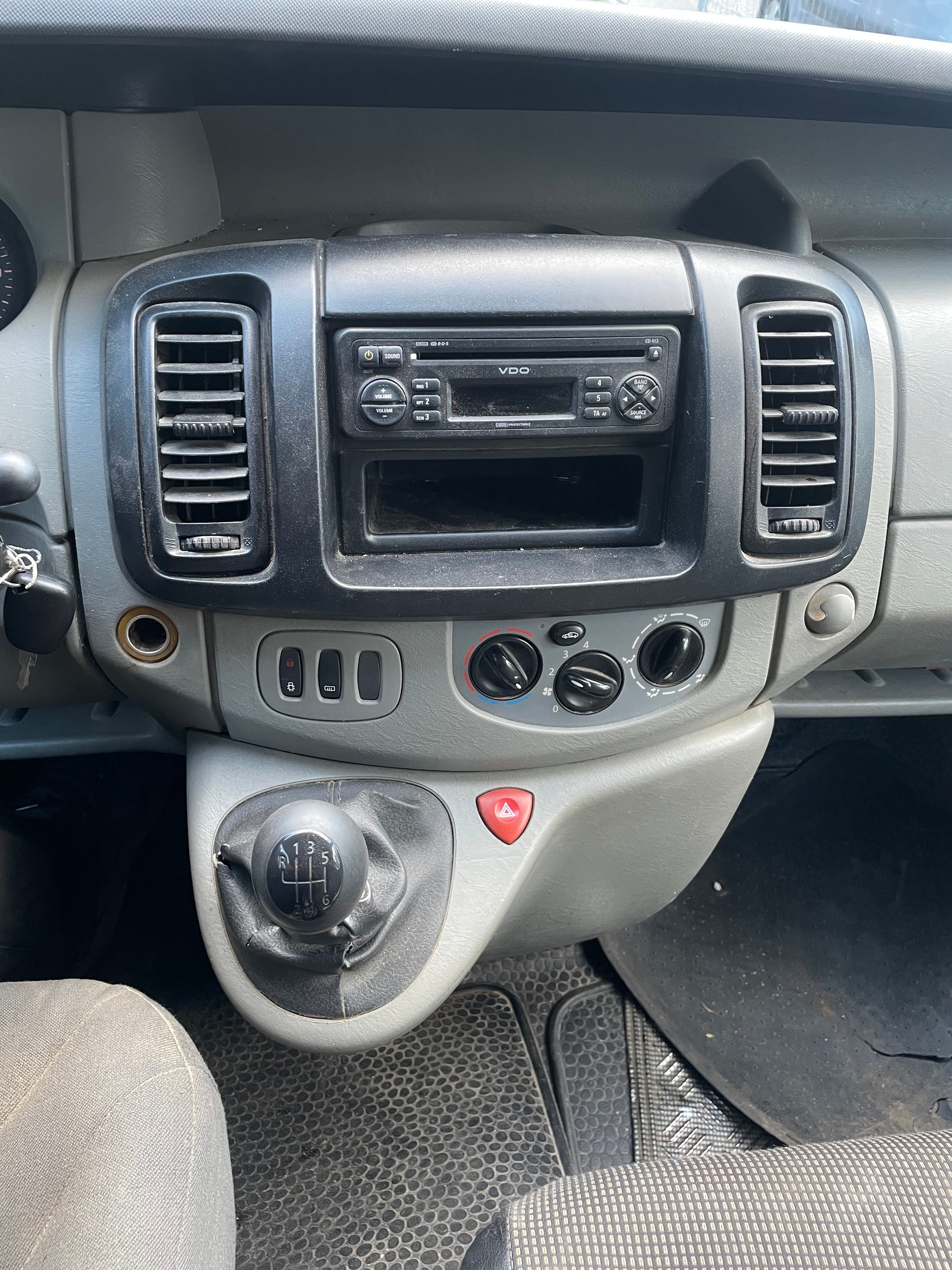 OPEL Vivaro 2.0 CDTI 2.9t L2H1-image-4