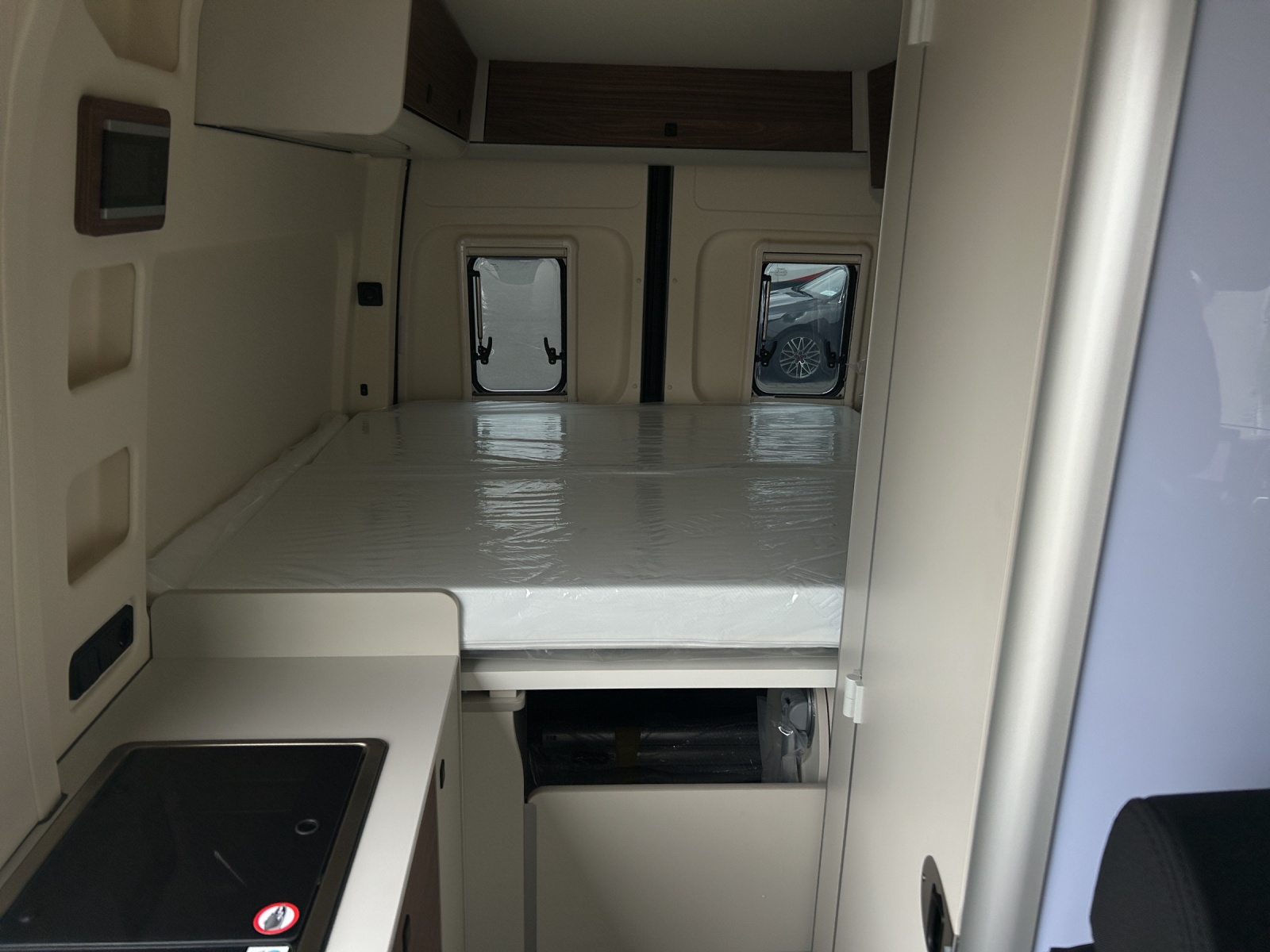 WESTFALIA Sven Hedin Premium mit Aufstelldach 2.0Bi-TDI 8G-image-18