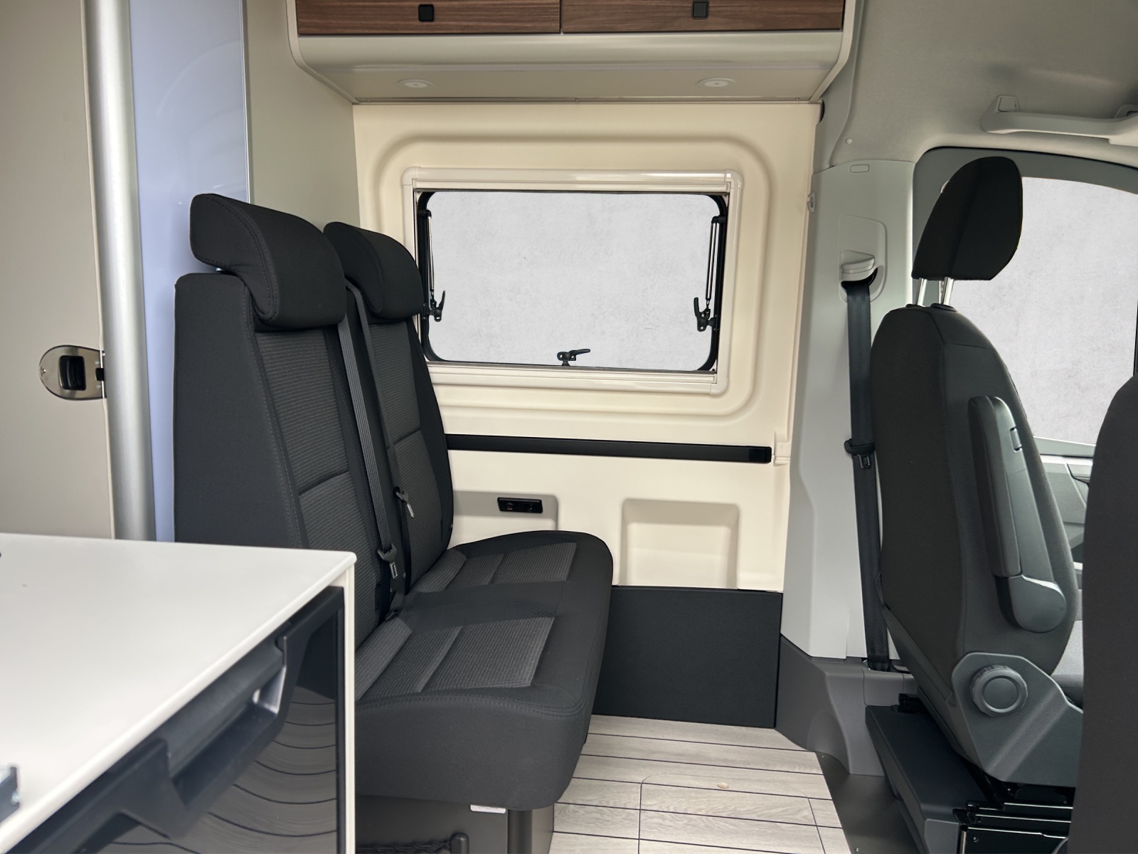 WESTFALIA Sven Hedin Premium mit Aufstelldach 2.0Bi-TDI 8G-image-10