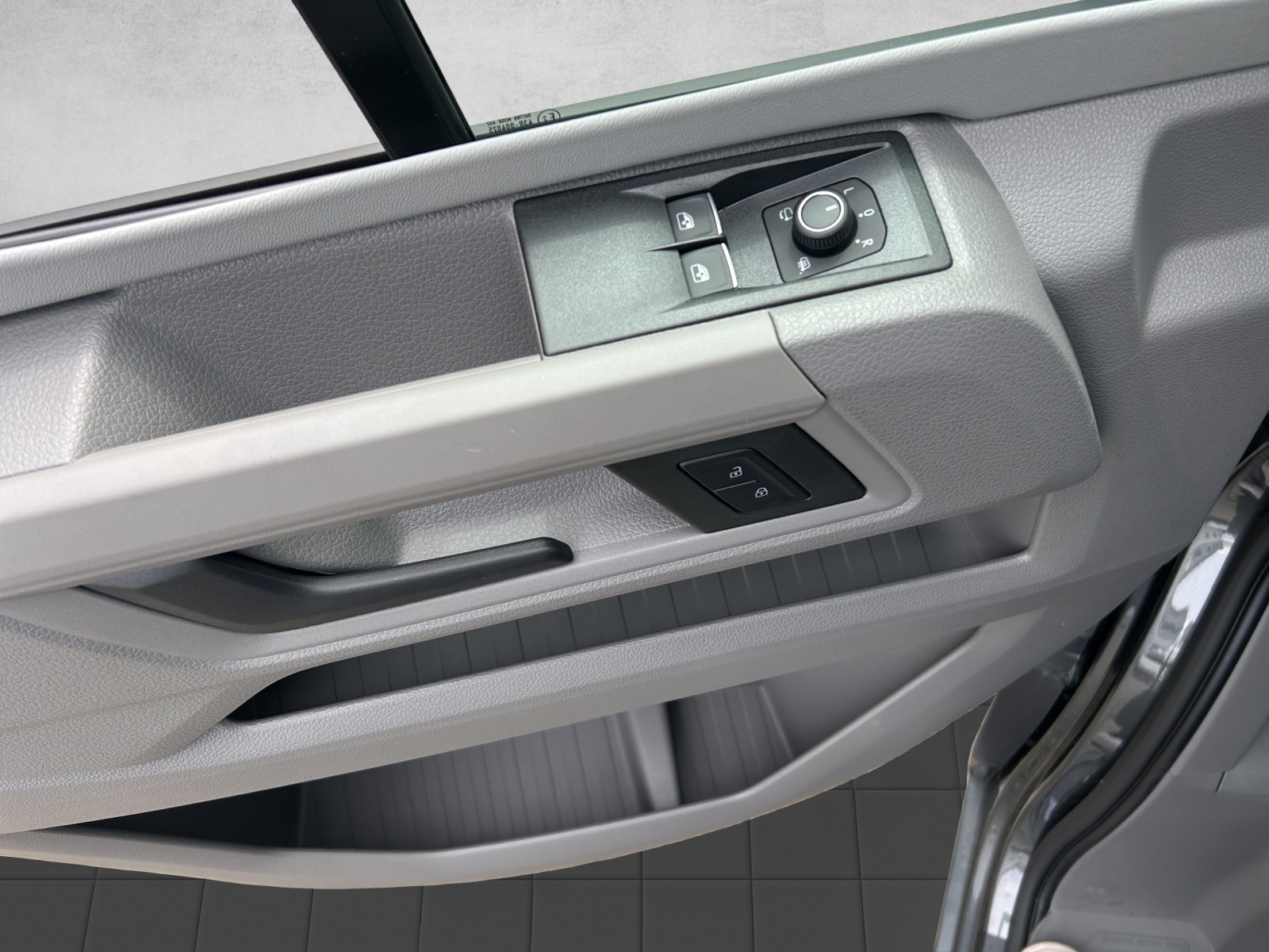 WESTFALIA Sven Hedin Premium mit Aufstelldach 2.0Bi-TDI 8G-image-17