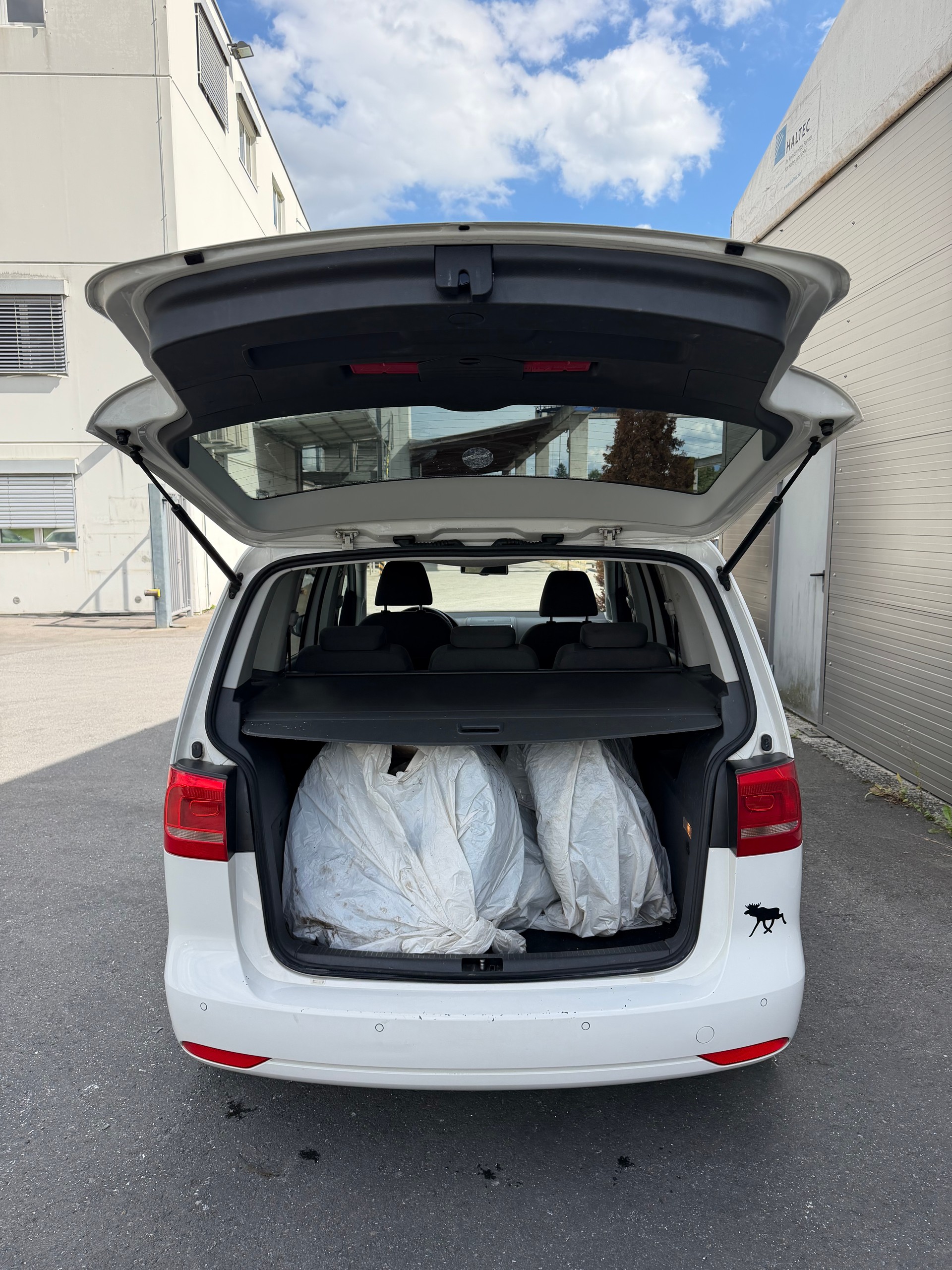 VW Touran 2.0 TDI Comfortline DSG-image-6