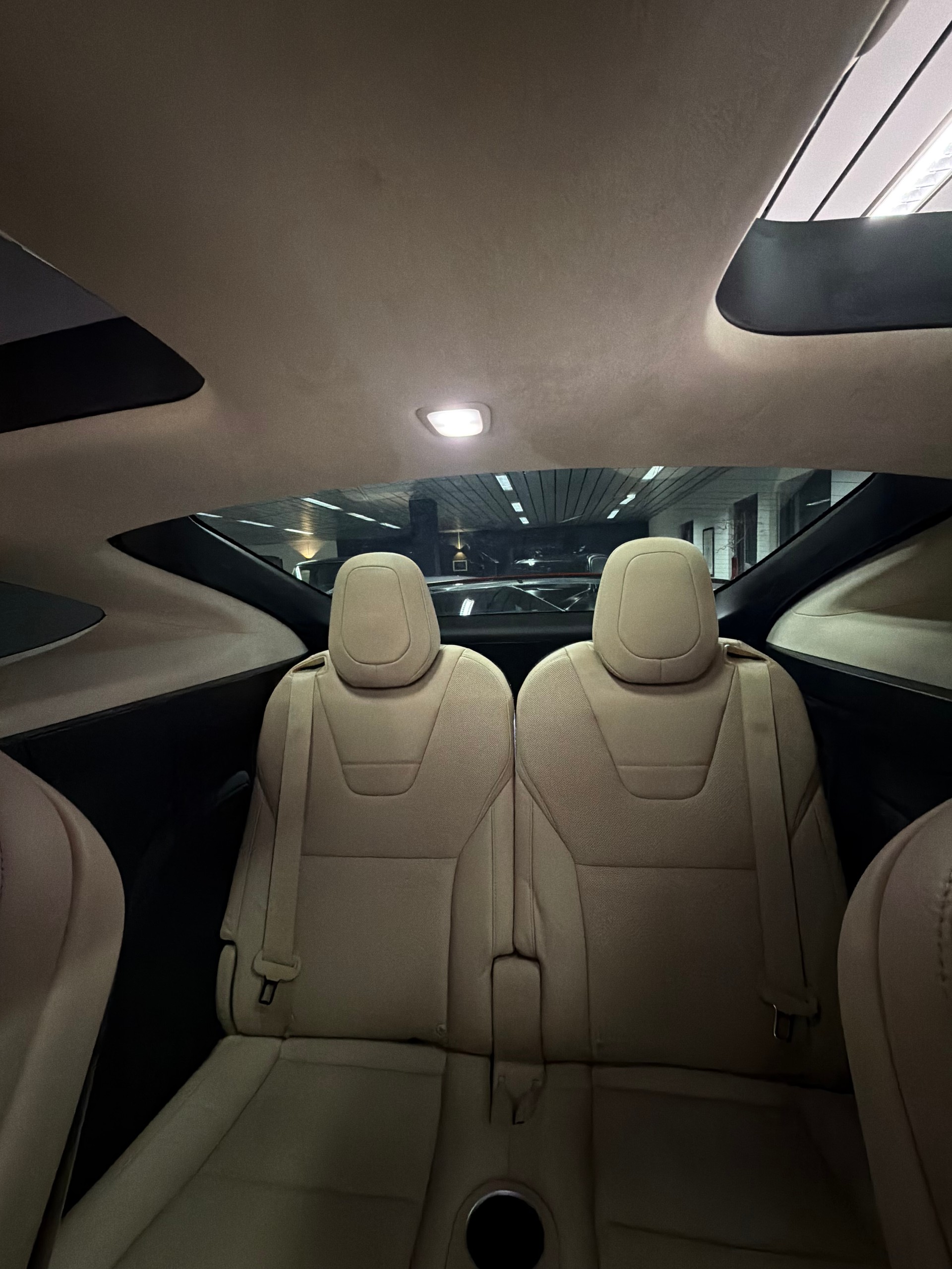 TESLA Model X 90 D Performance-image-13