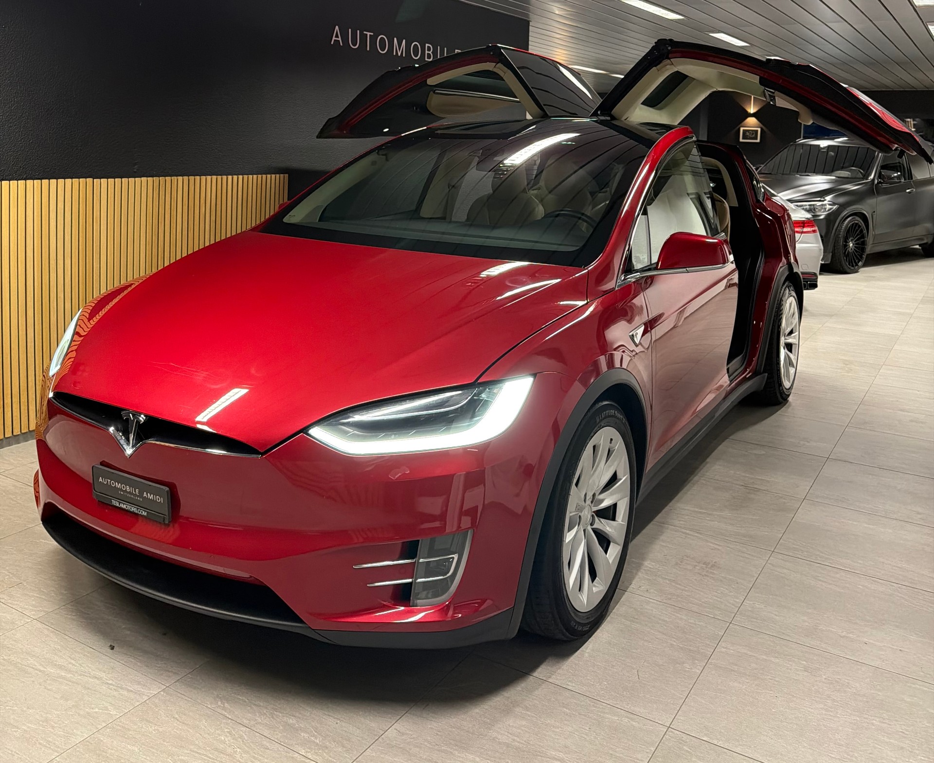 TESLA Model X 90 D Performance-image-0