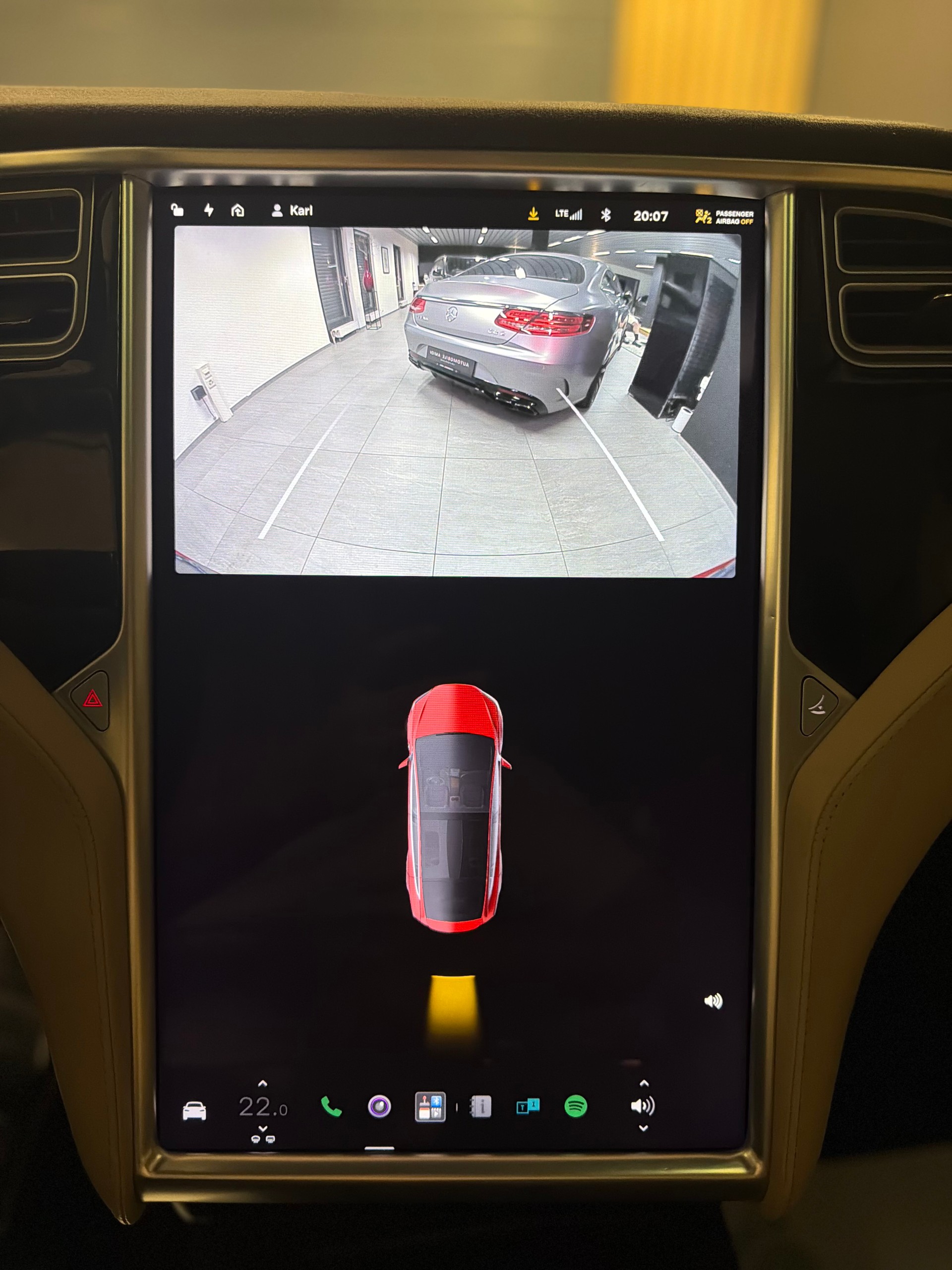TESLA Model X 90 D Performance-image-18