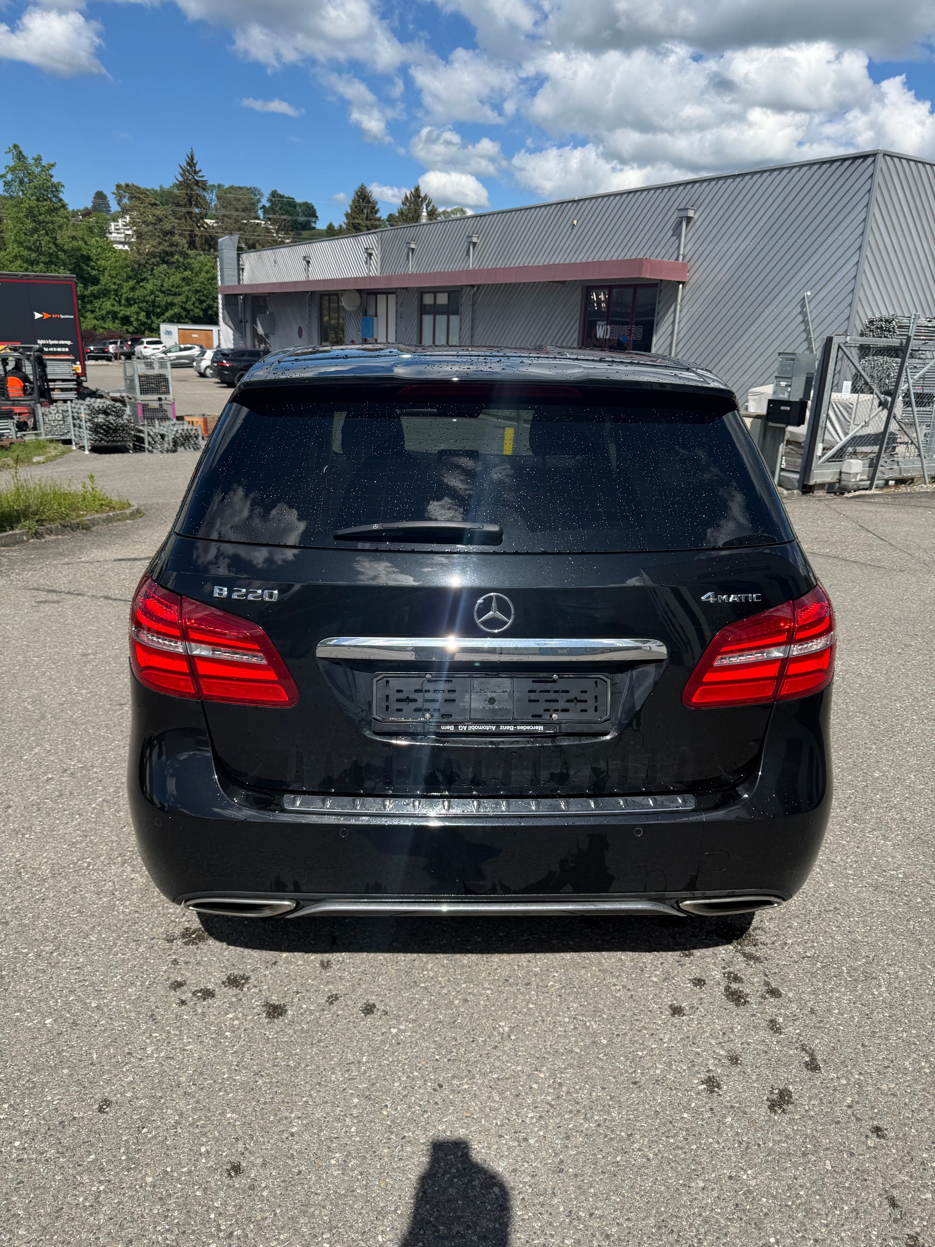 MERCEDES-BENZ B 220 Urban 4Matic 7G-DCT-image-4