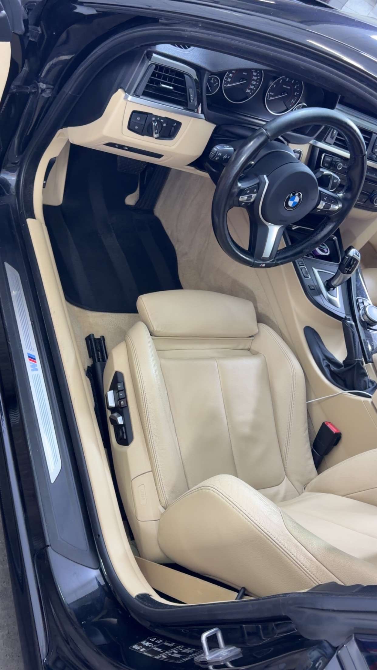 BMW 435i M Sport Xdrive-image-2
