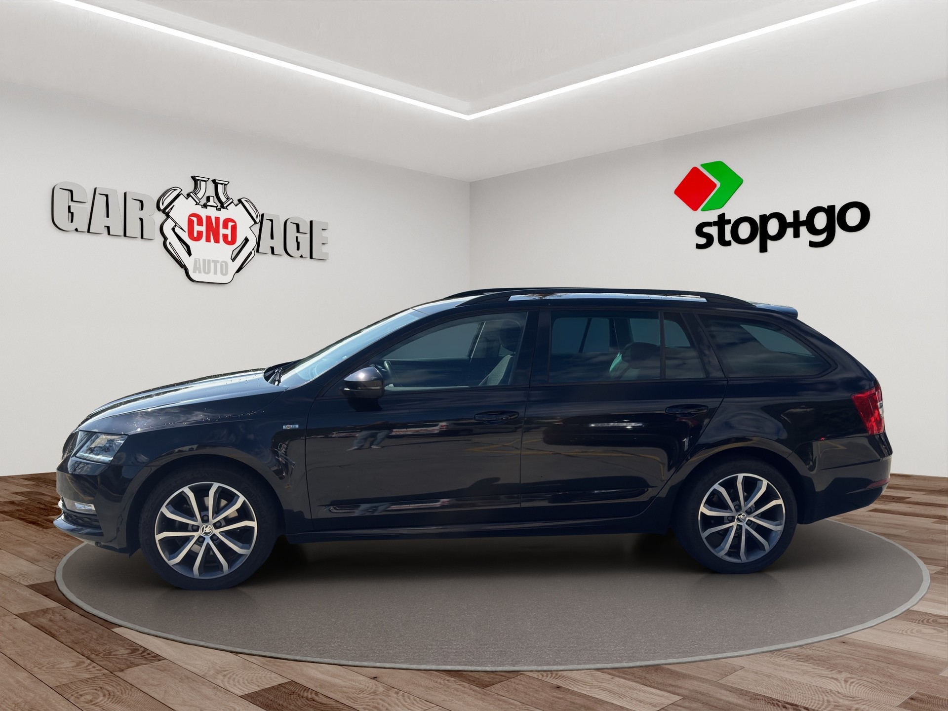 SKODA Octavia Combi 1.5 TSI Soleil DSG-image-2