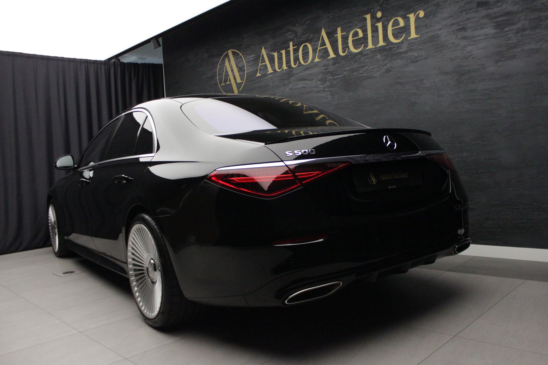 MERCEDES-BENZ S 500 4Matic AMG Line 9G-Tronic-image-12