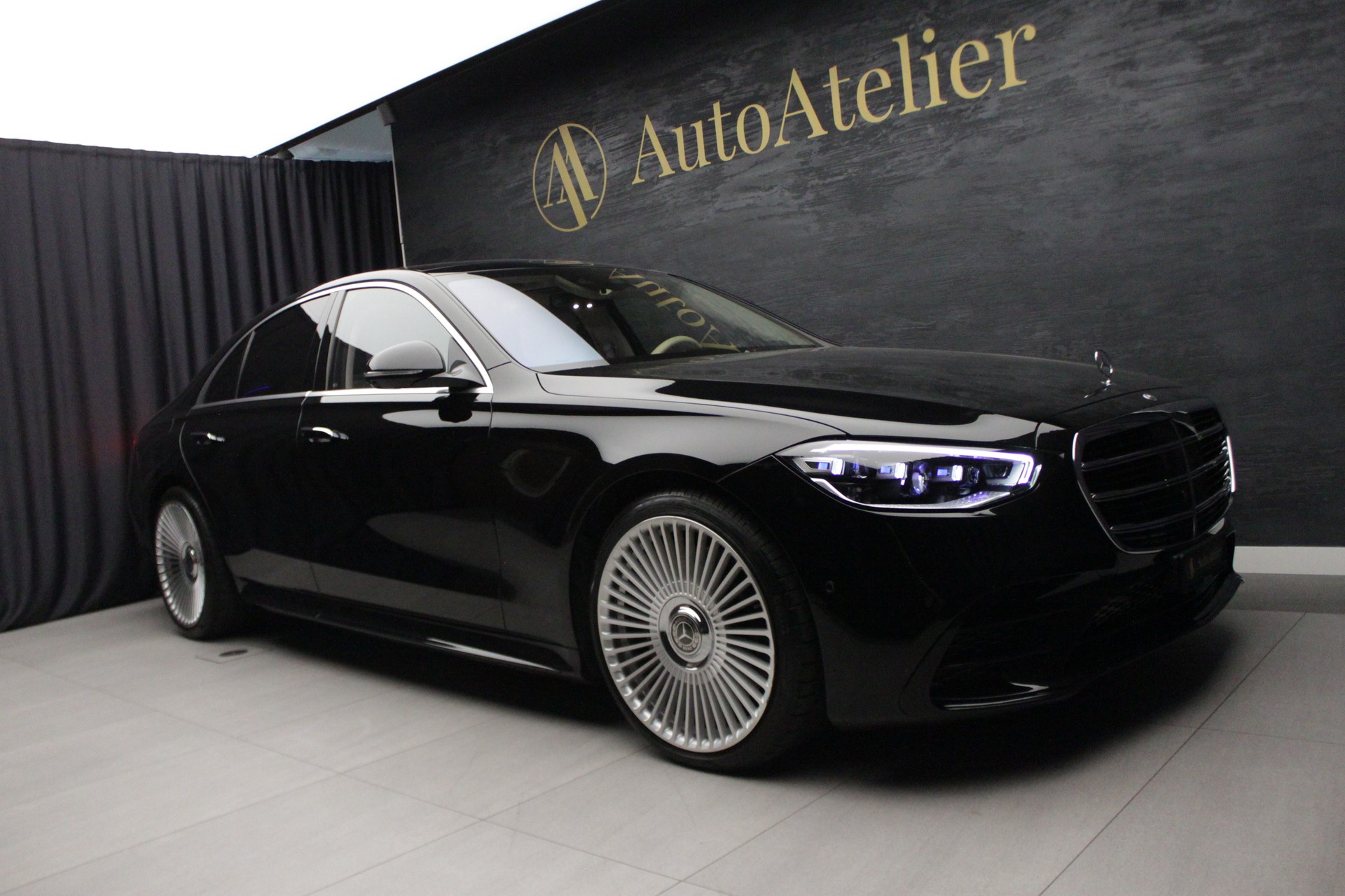 MERCEDES-BENZ S 500 4Matic AMG Line 9G-Tronic-image-4