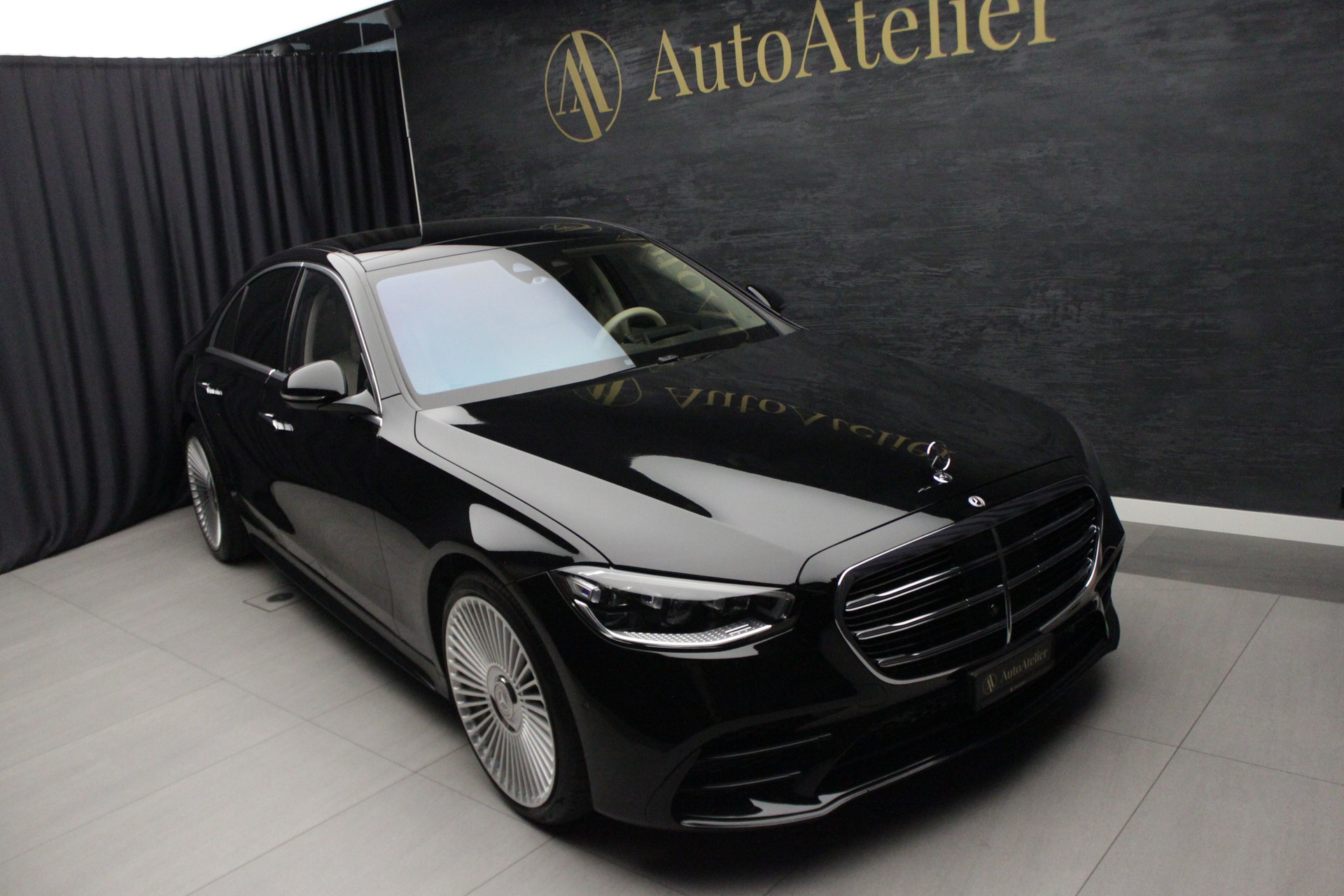 MERCEDES-BENZ S 500 4Matic AMG Line 9G-Tronic-image-2