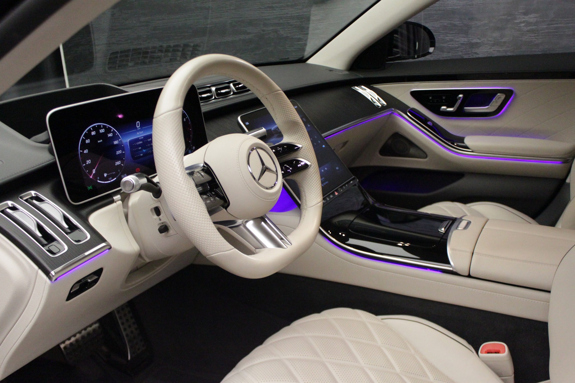 MERCEDES-BENZ S 500 4Matic AMG Line 9G-Tronic-image-25