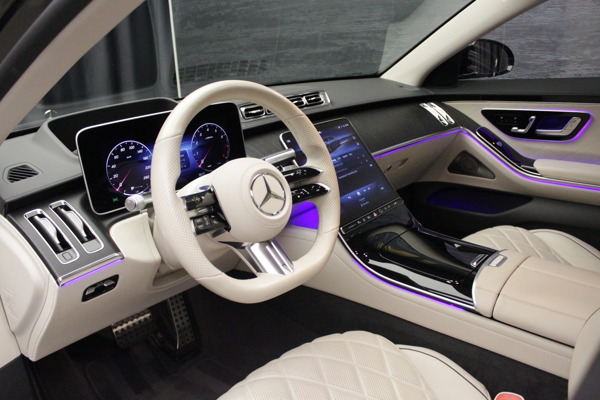 MERCEDES-BENZ S 500 4Matic AMG Line 9G-Tronic-image-26