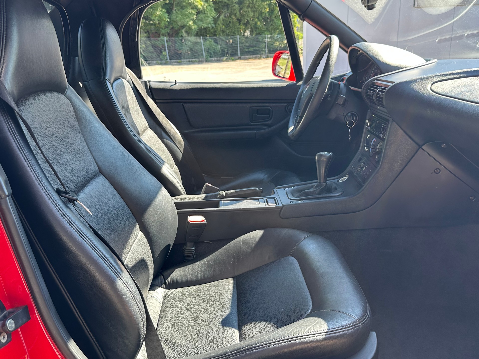 BMW Z3 1.9i Roadster-image-12
