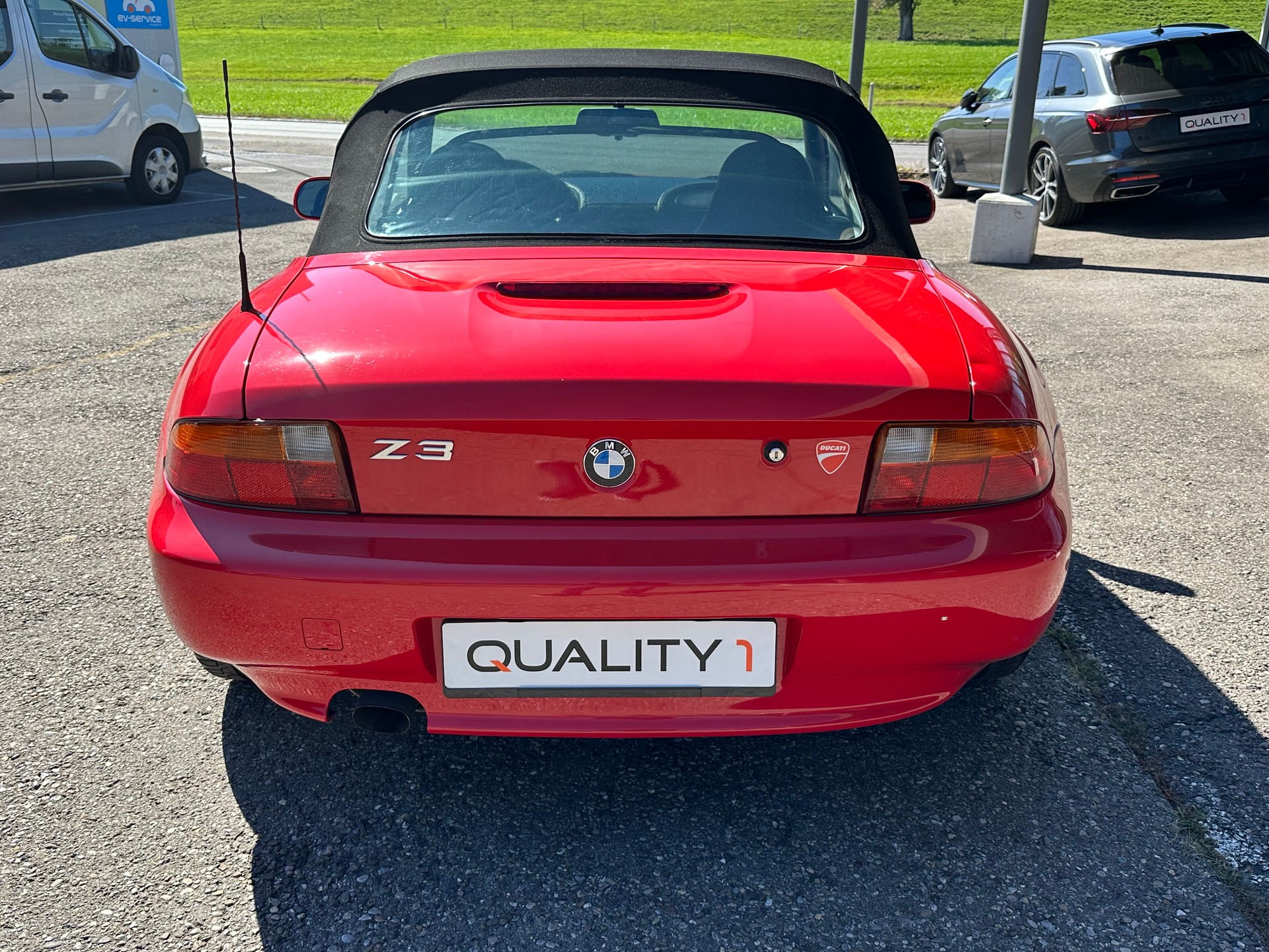 BMW Z3 1.9i Roadster-image-17