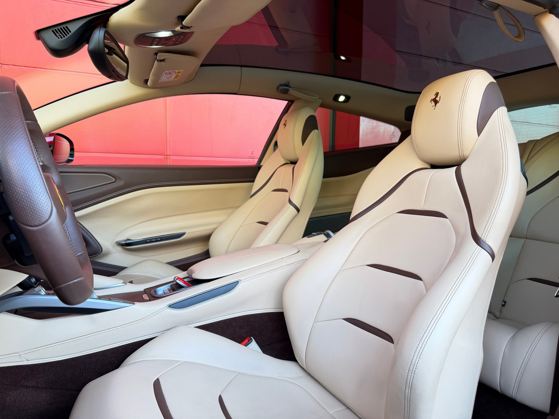 FERRARI GTC 4 Lusso *CH-Fahrzeug*-image-11