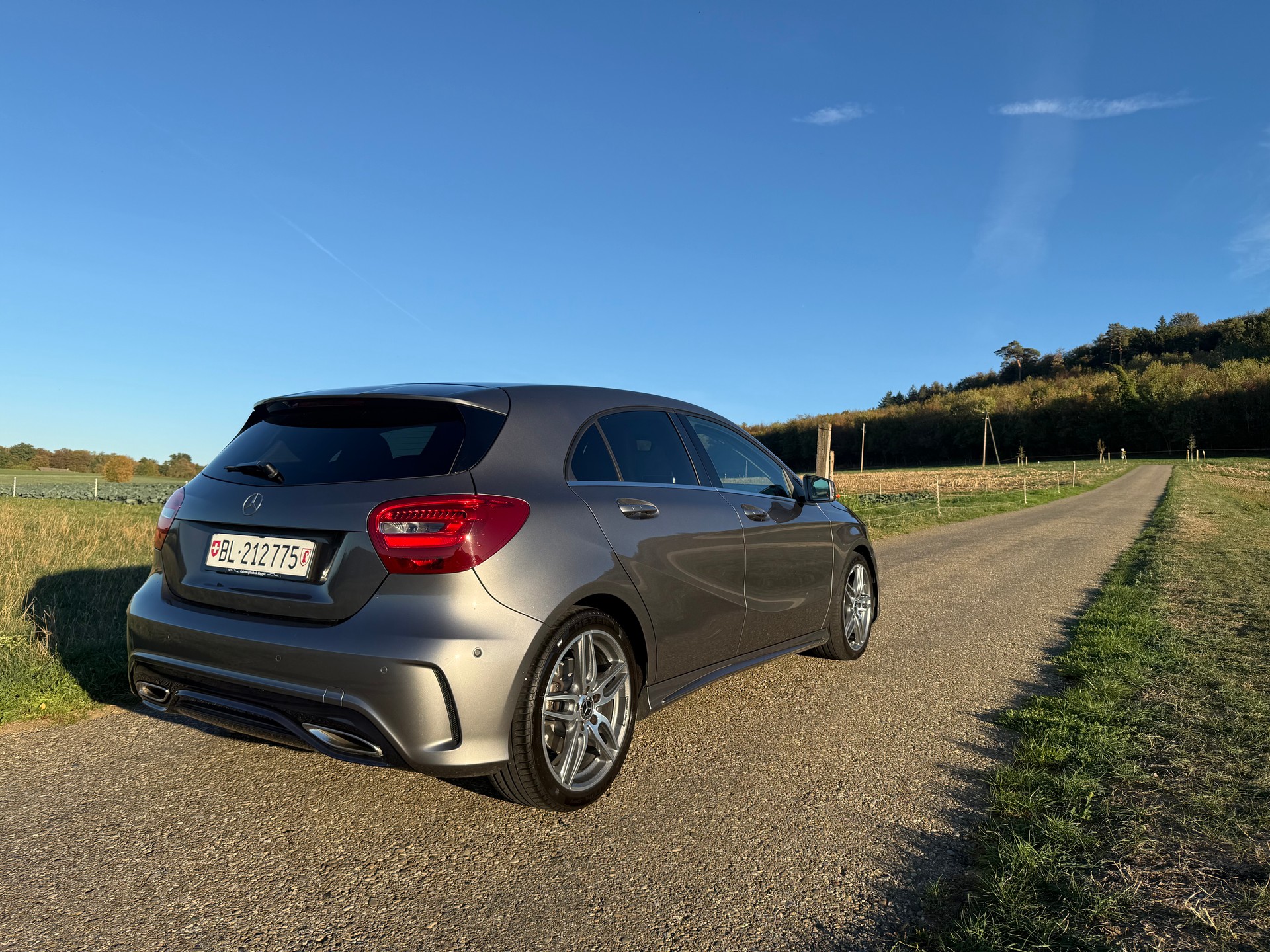 MERCEDES-BENZ A 220 d AMG Line 4m-image-2