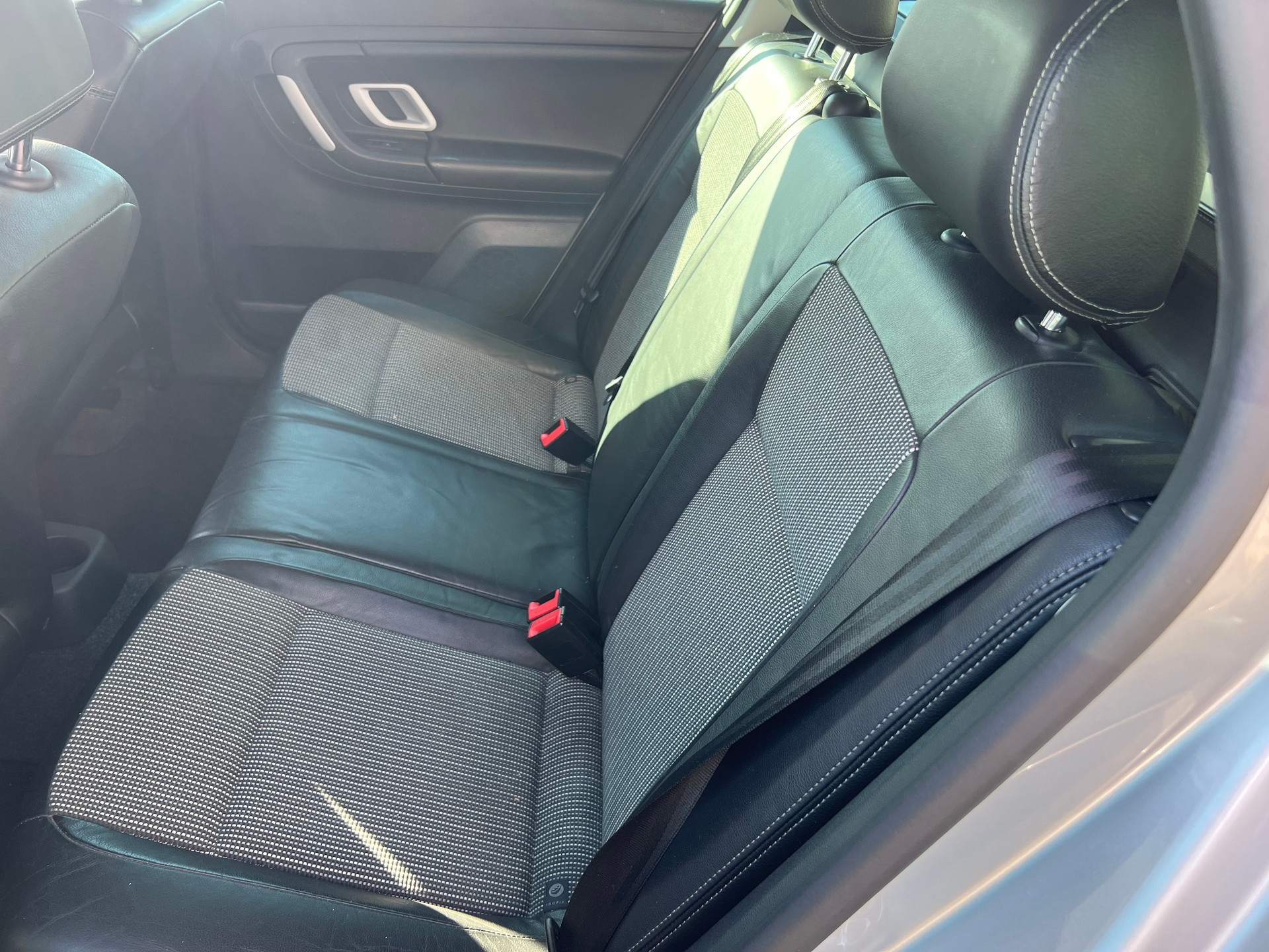 SKODA Fabia 1.9 TDI Elegance-image-7