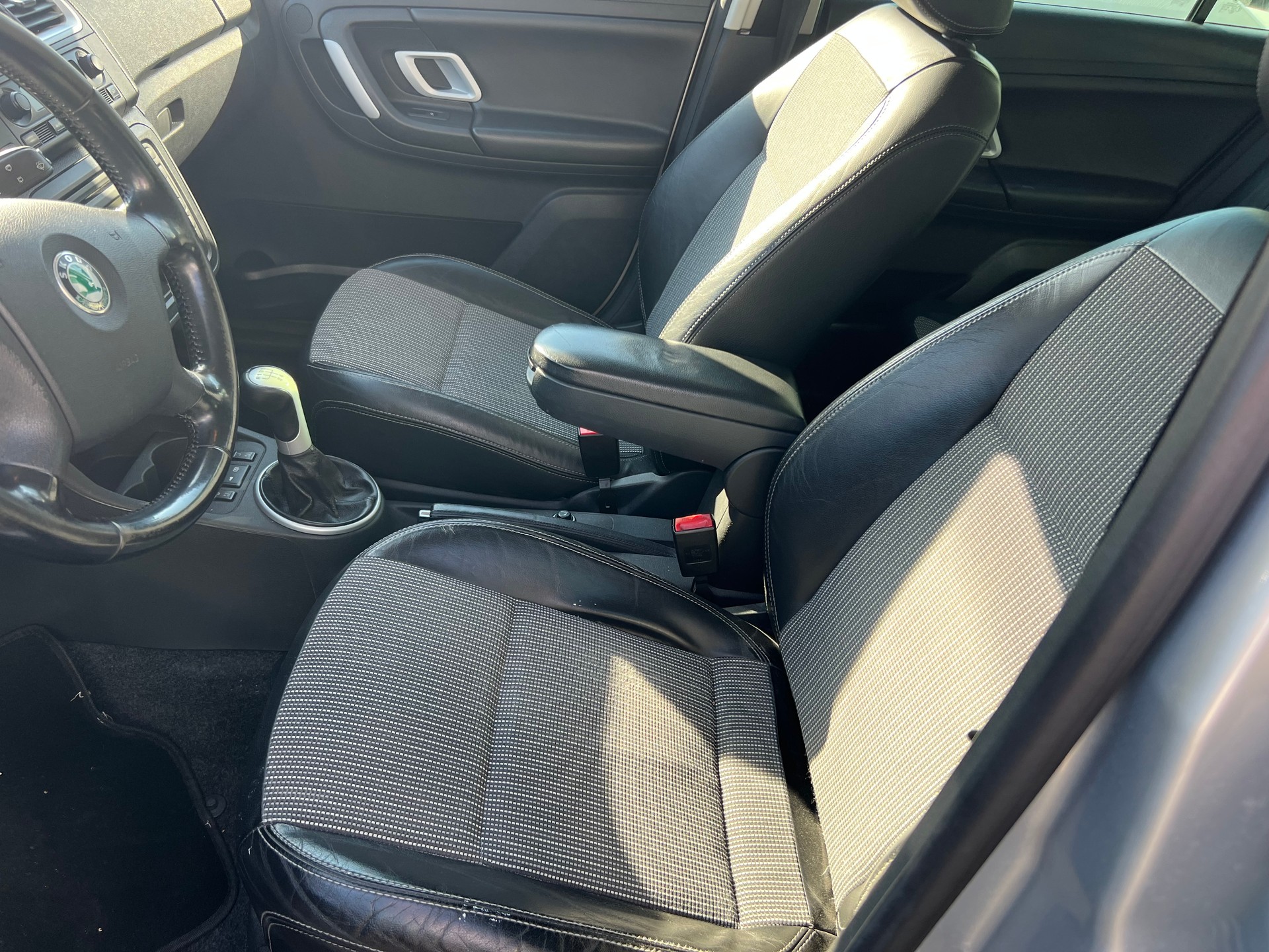 SKODA Fabia 1.9 TDI Elegance-image-6