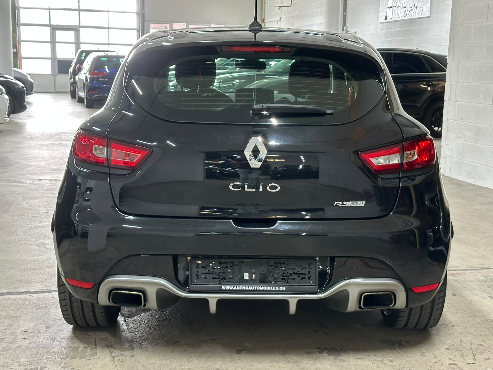 RENAULT Clio 1.6 T RS 200 EDC-image-5