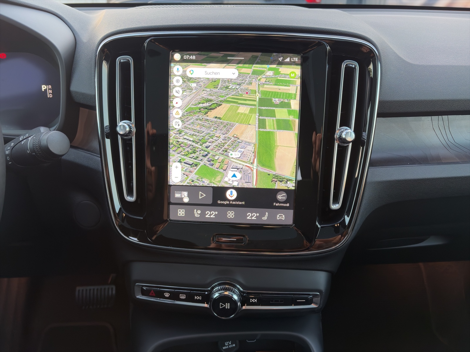 VOLVO C40 P8 Twin Recharge Ultimate AWD-image-13