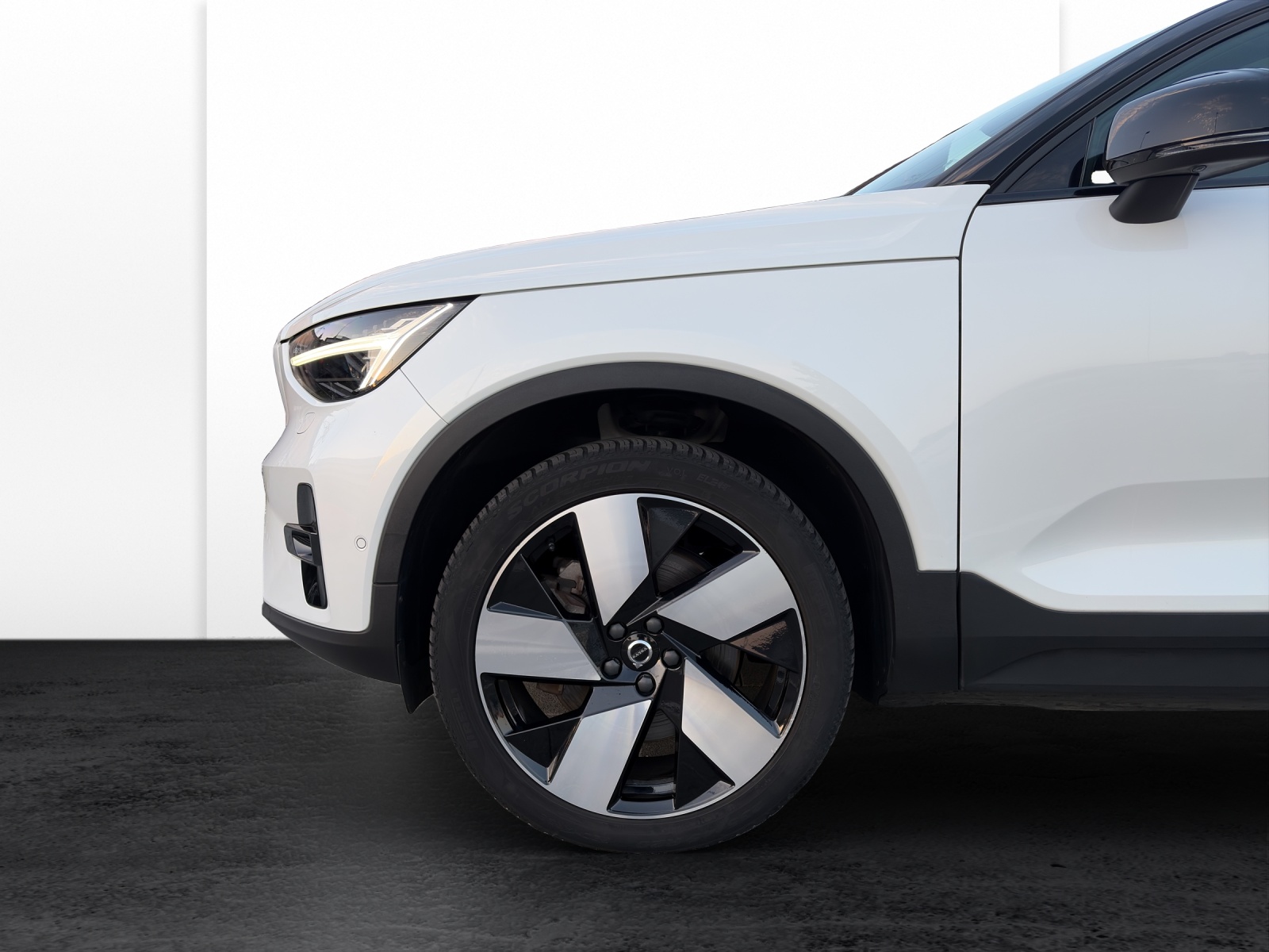 VOLVO C40 P8 Twin Recharge Ultimate AWD-image-19