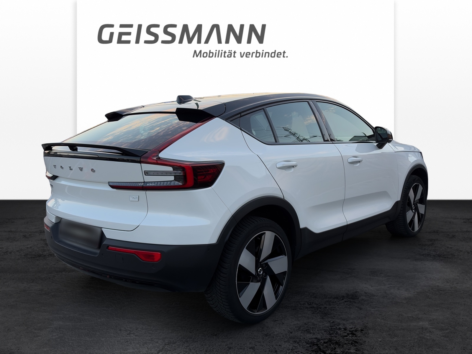 VOLVO C40 P8 Twin Recharge Ultimate AWD-image-4
