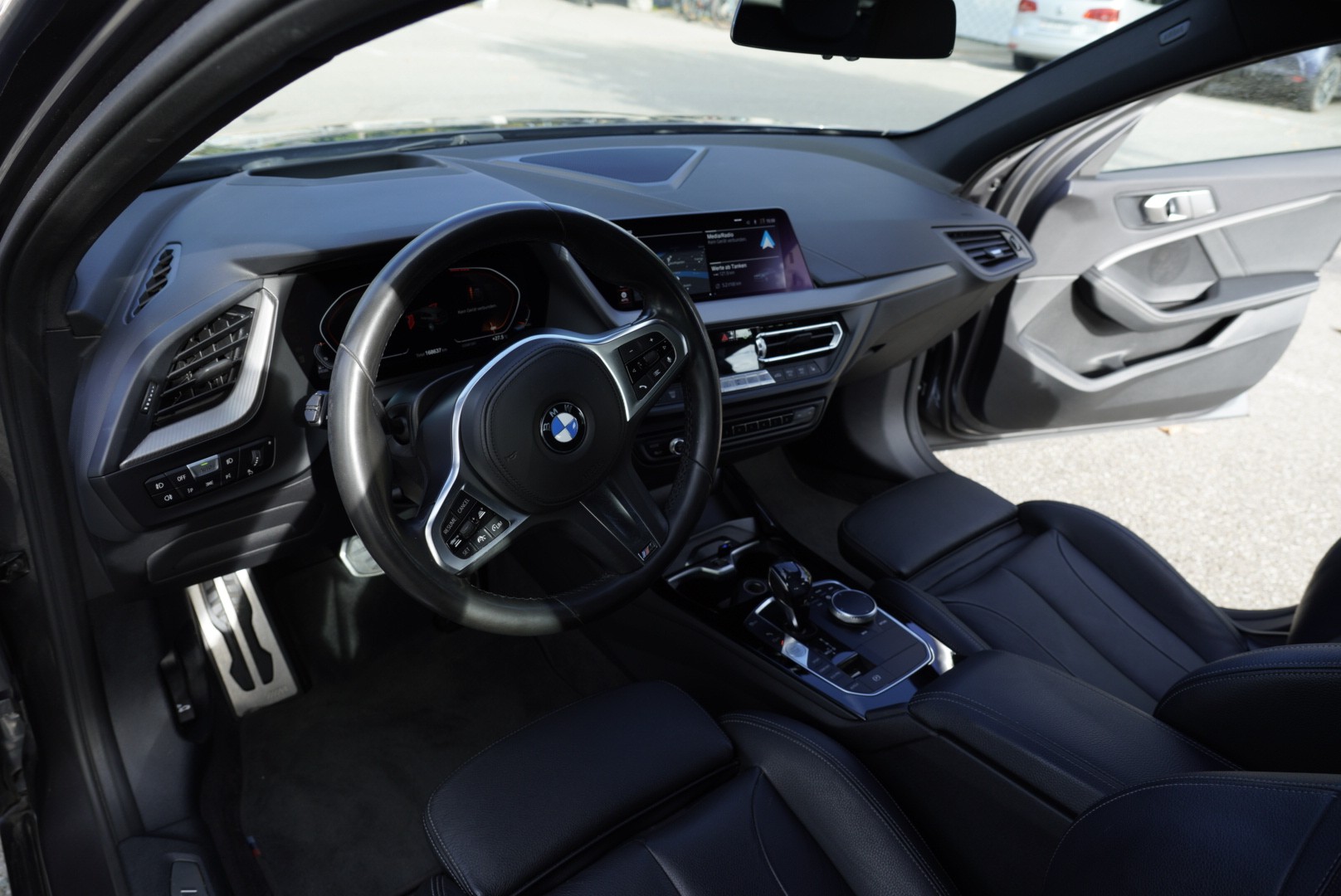 BMW 120d xDrive M Sport-image-2