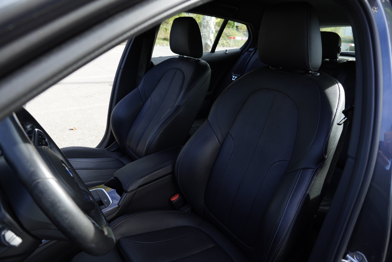 BMW 120d xDrive M Sport-image-4