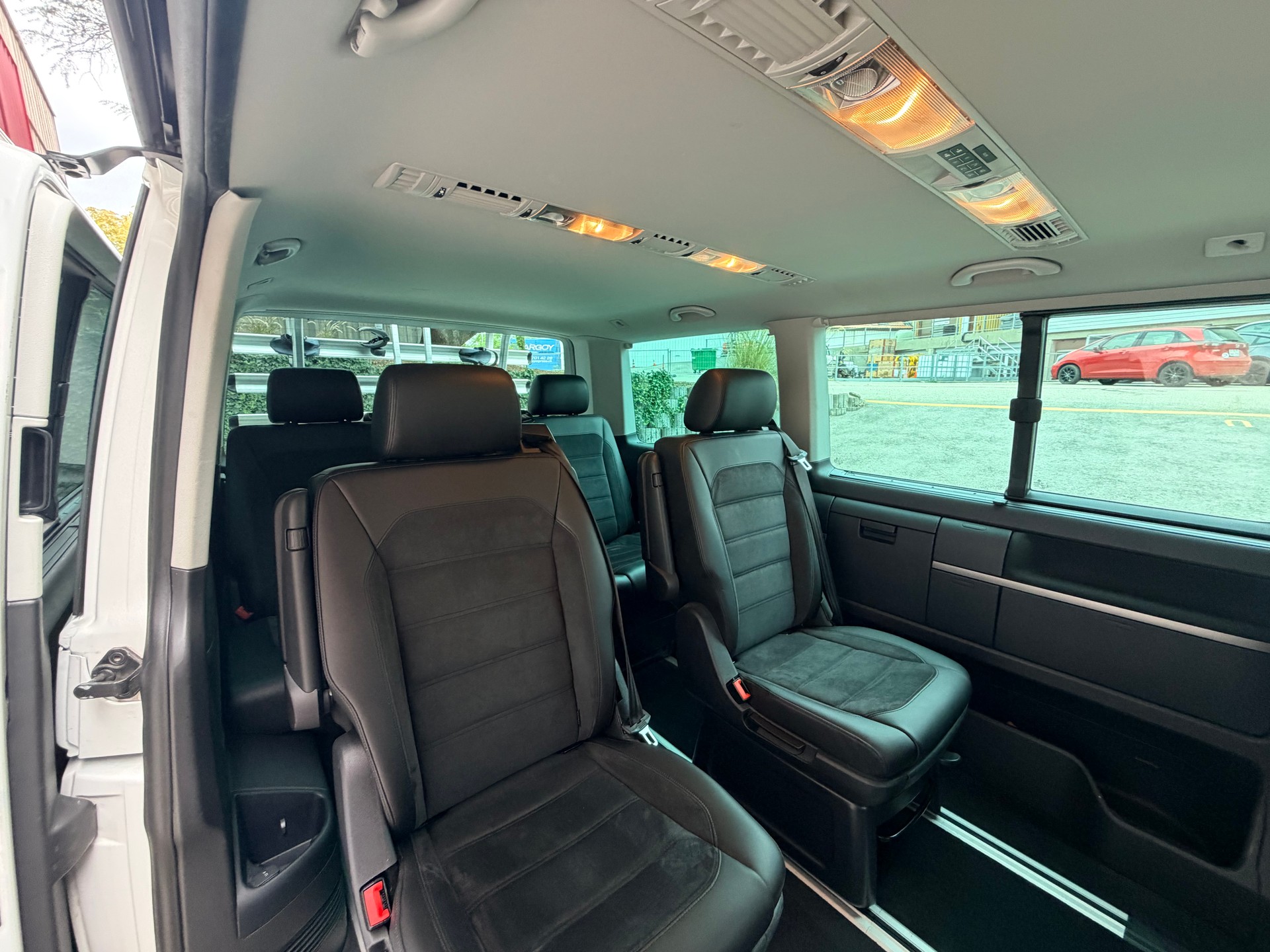 VW T6 Multivan 2.0 TDI Comfortline 4Motion DSG-image-7