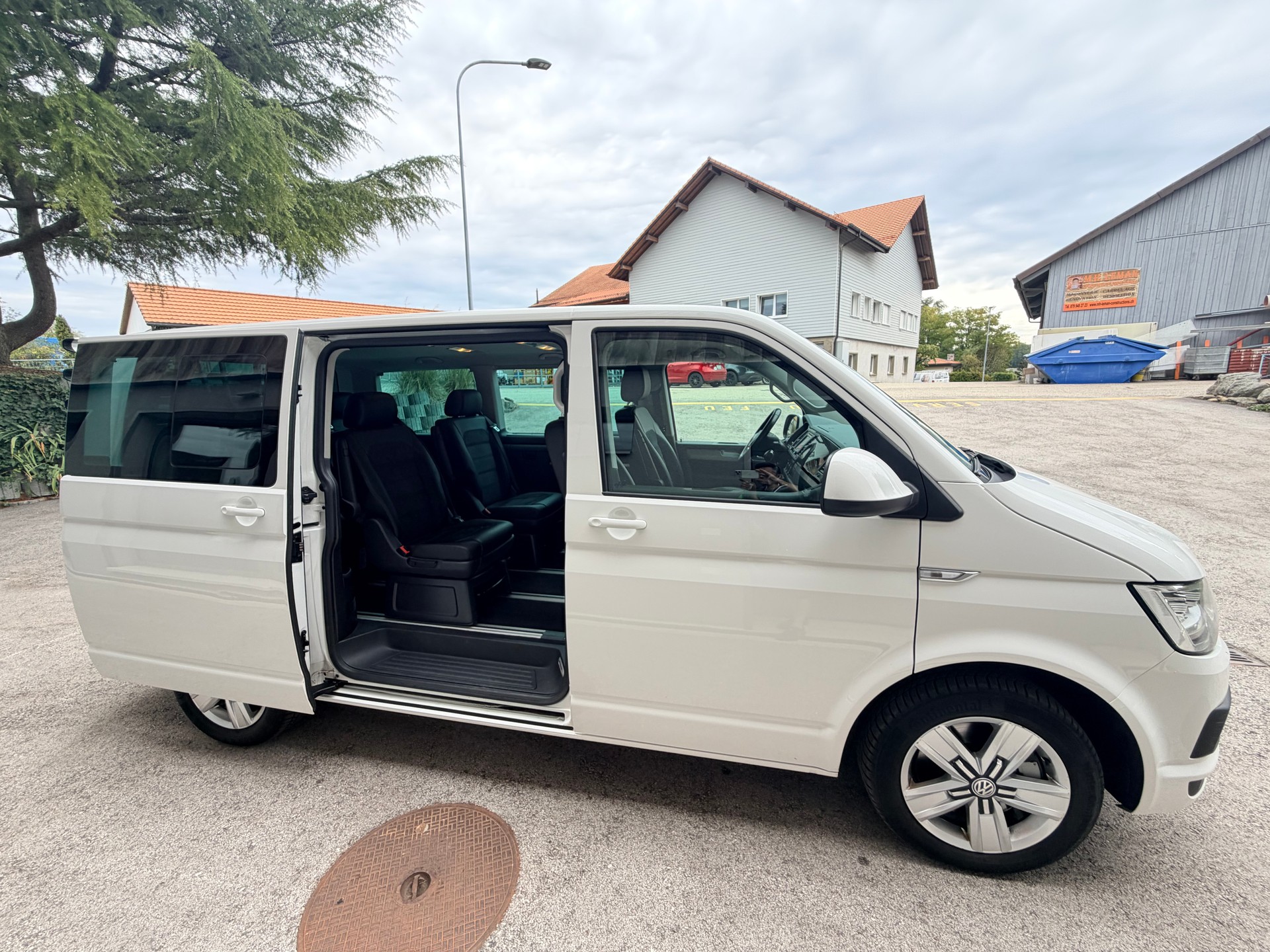 VW T6 Multivan 2.0 TDI Comfortline 4Motion DSG-image-4