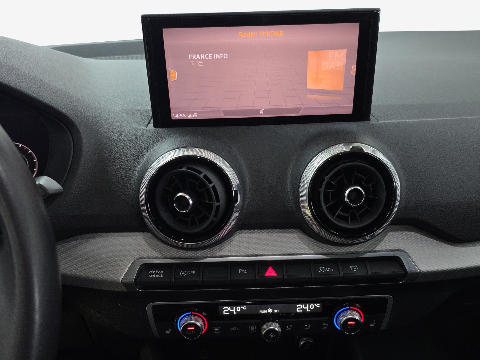 AUDI Q2 35 TFSI advanced S-tronic-image-10