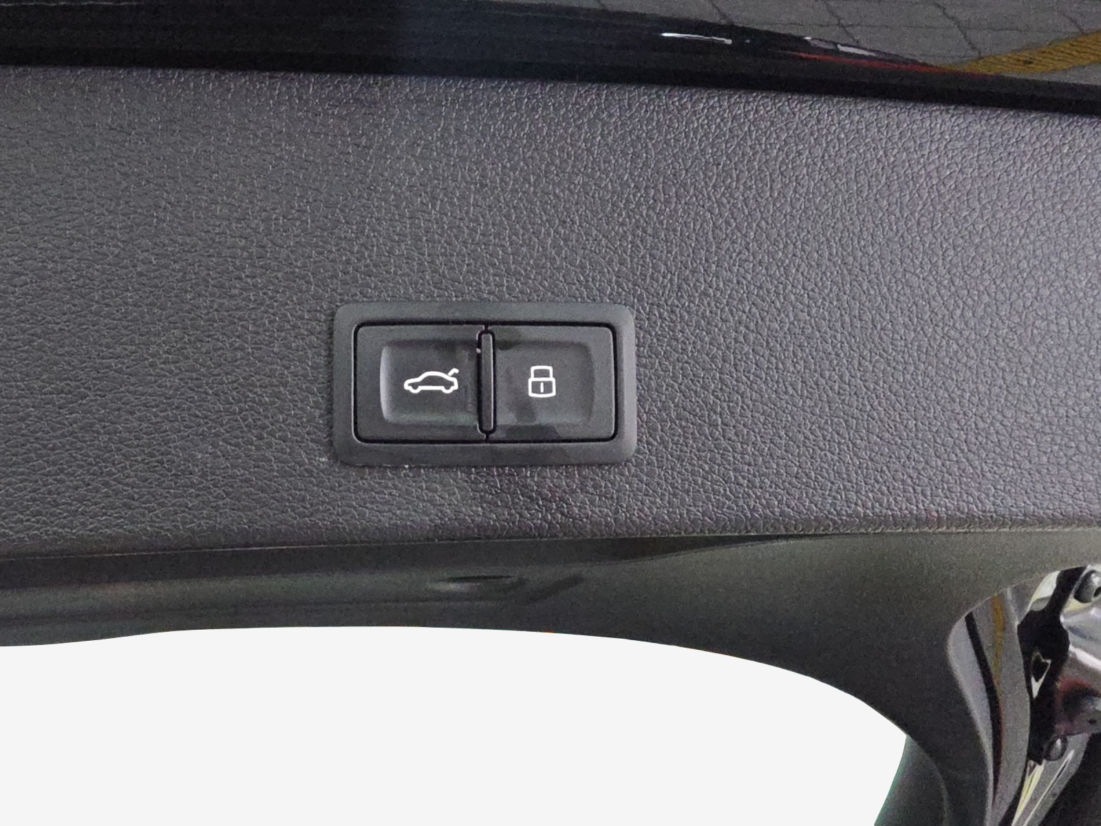 AUDI Q2 35 TFSI advanced S-tronic-image-15