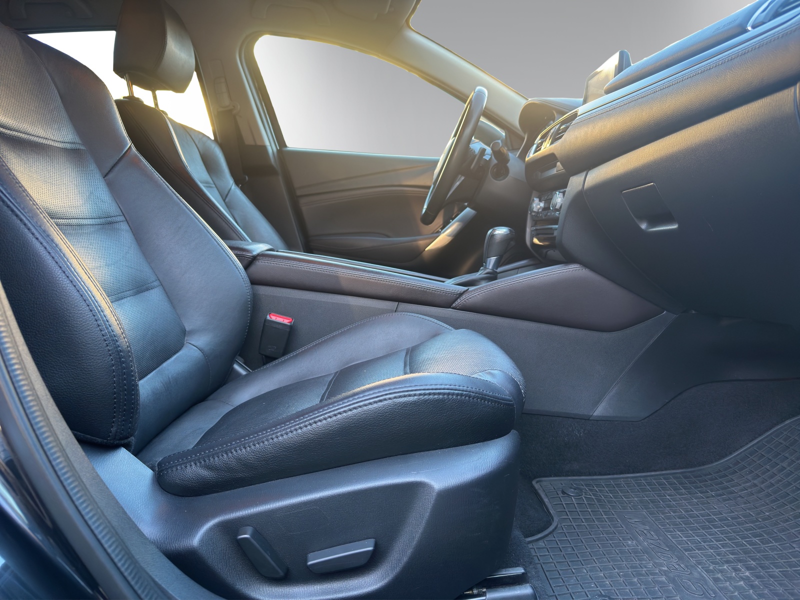 MAZDA 6 Sportwagon 2.0 16V HP Ambition Automatic* Head‐Up Display Allradantrieb*-image-13