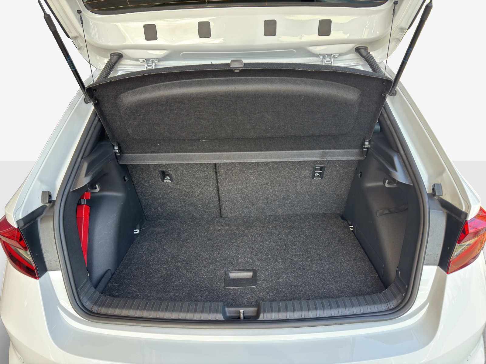SKODA Fabia 1.5 TSI Monte Carlo DSG-image-12