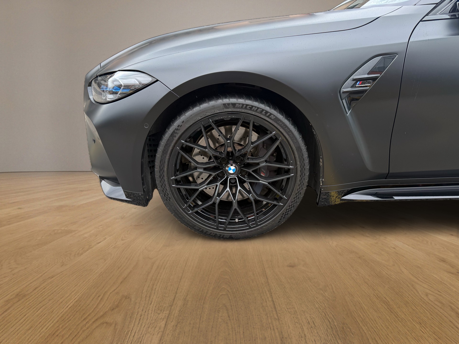 BMW M3 Touring xDrive Competition M-image-8