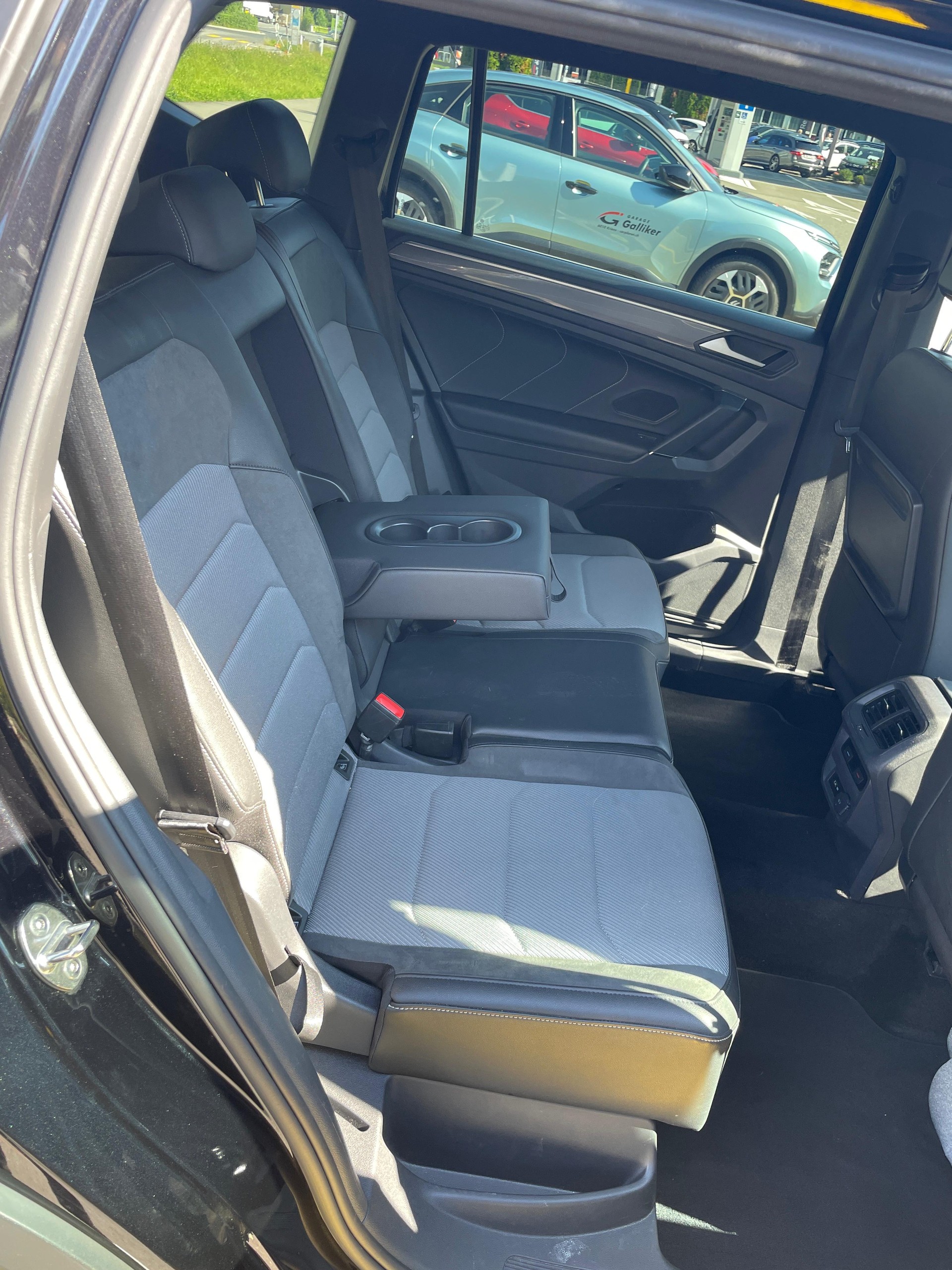 VW Tiguan Allspace 2.0 TSI Highline DSG 4-motion-image-5