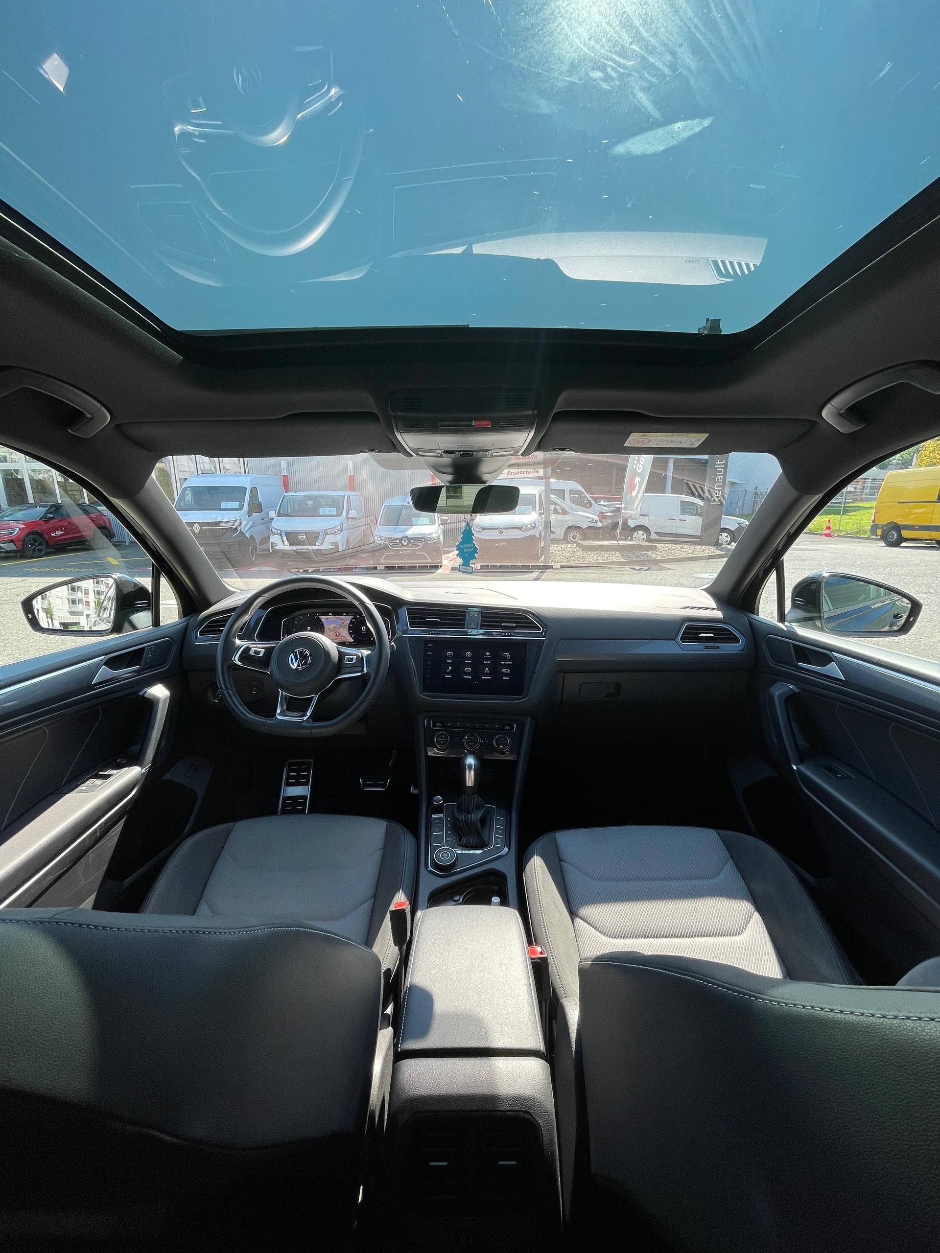 VW Tiguan Allspace 2.0 TSI Highline DSG 4-motion-image-3