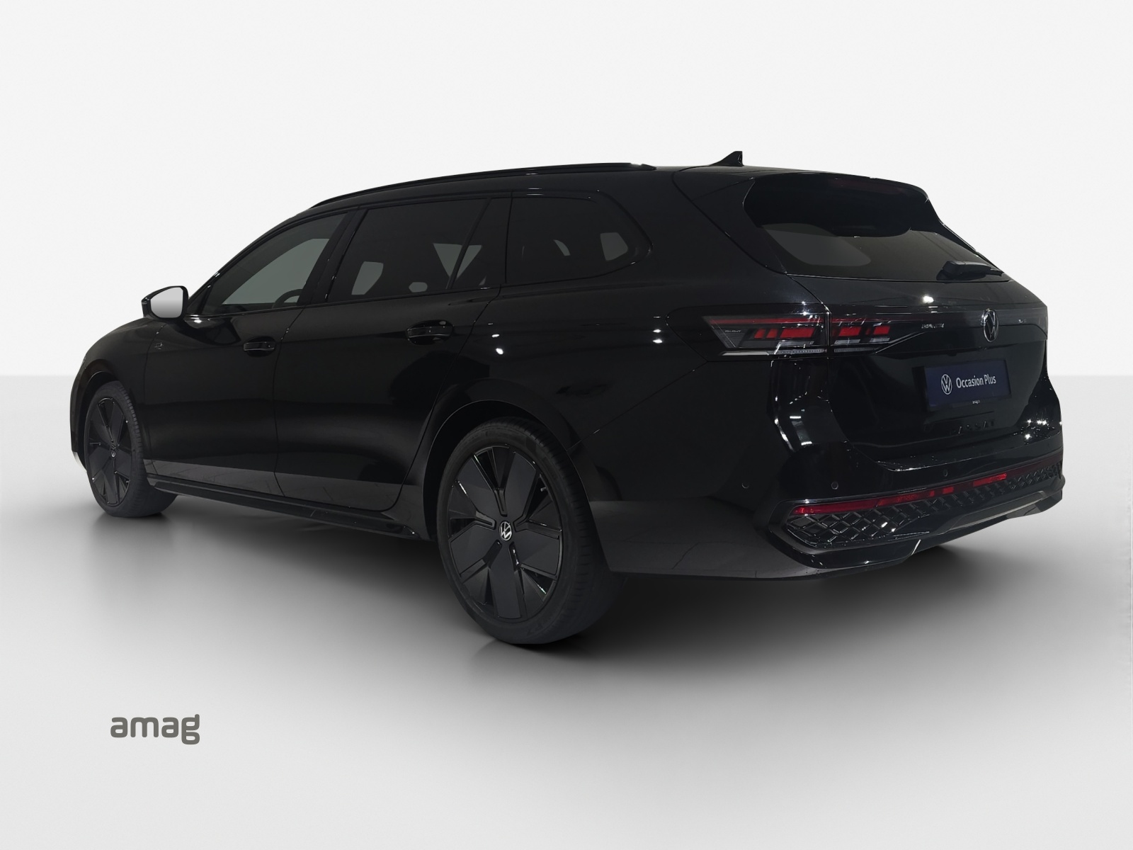 VW Passat Variant 2.0 TDI evo R-Line DSG-image-2