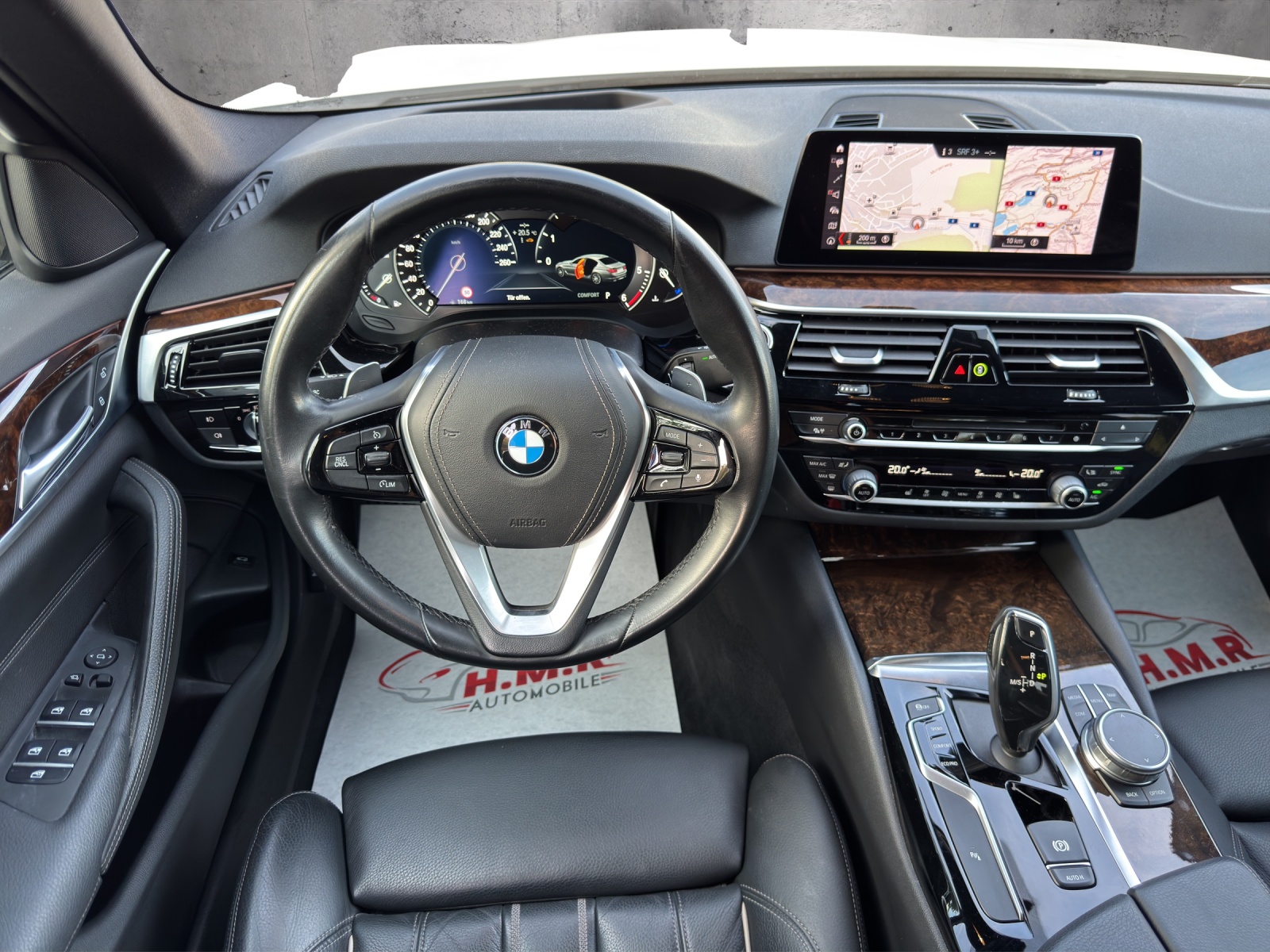 BMW 520d xDrive Sport Line Steptronic-image-11